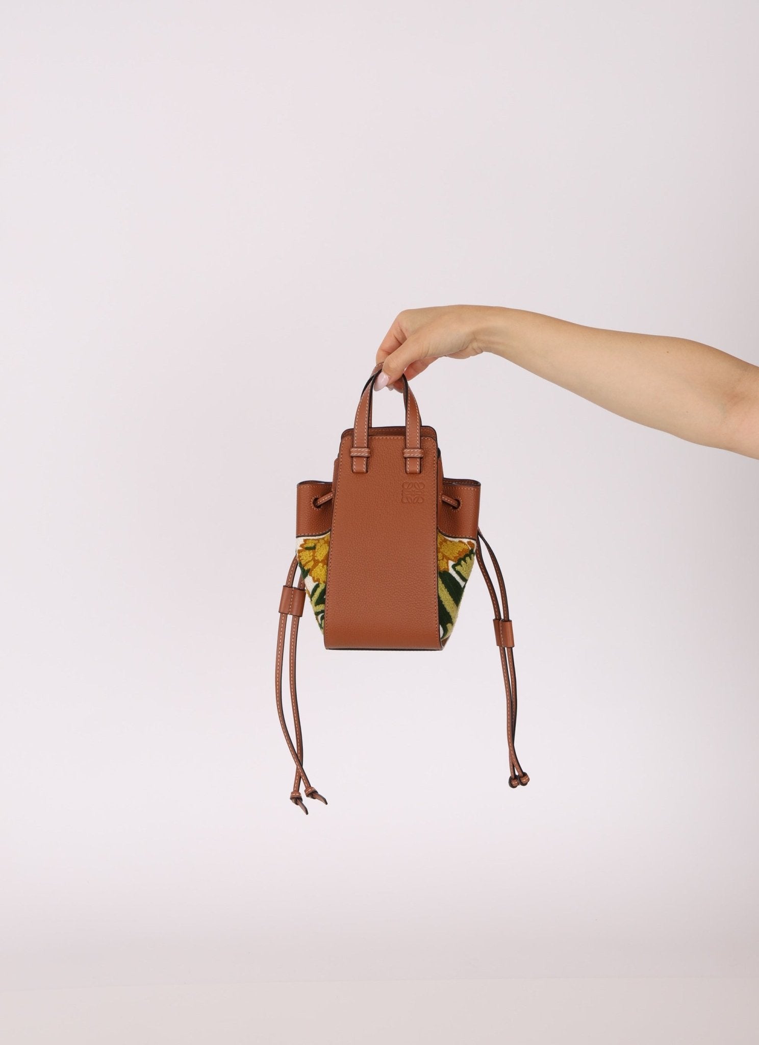 Limited Edition Loewe x William de Morgan Floral Embroidered Mini Hammock - FashioNica