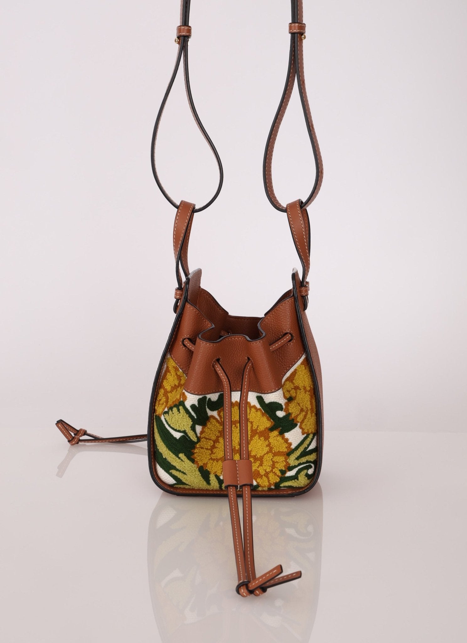 Limited Edition Loewe x William de Morgan Floral Embroidered Mini Hammock - FashioNica