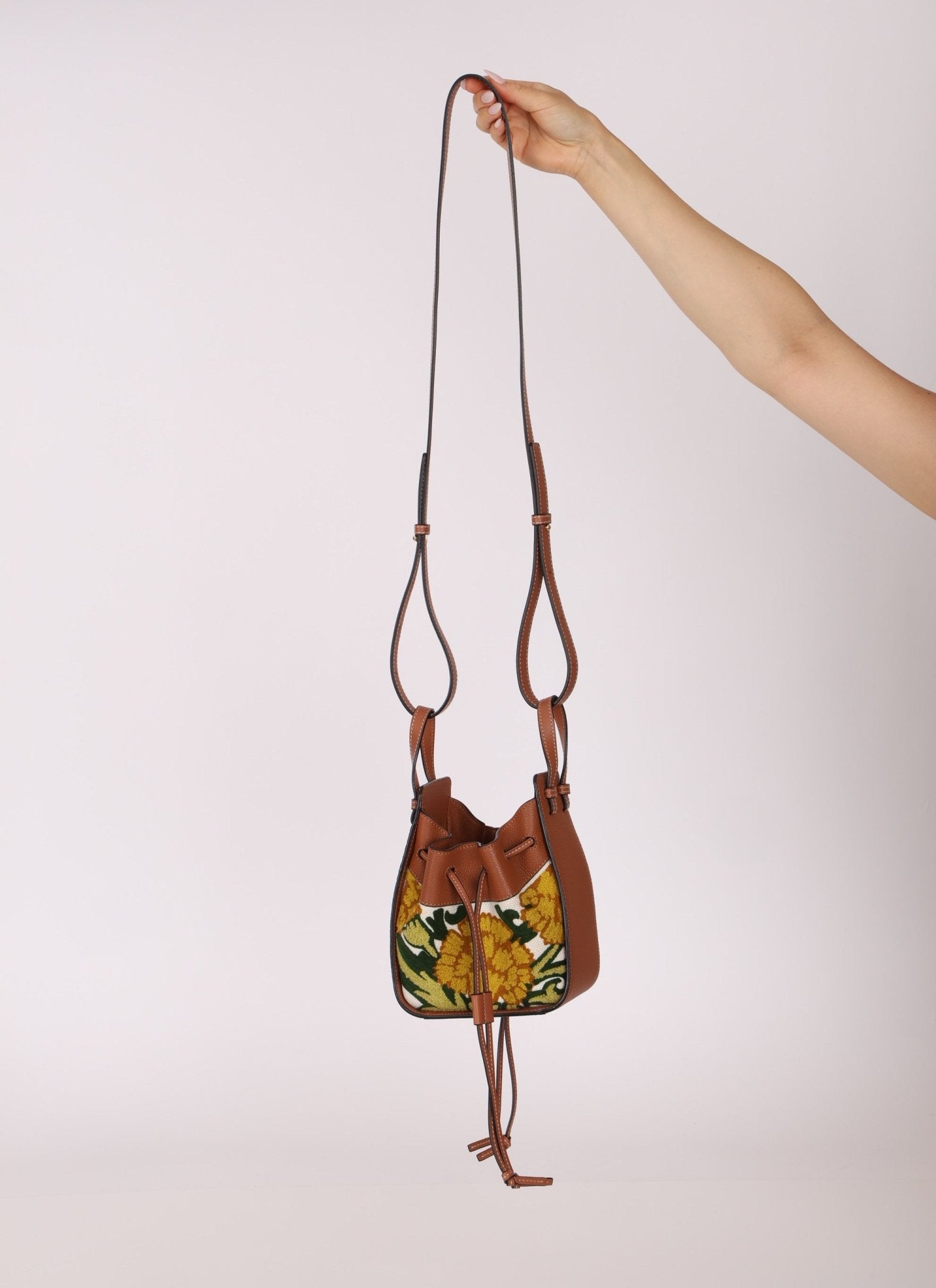 Limited Edition Loewe x William de Morgan Floral Embroidered Mini Hammock - FashioNica