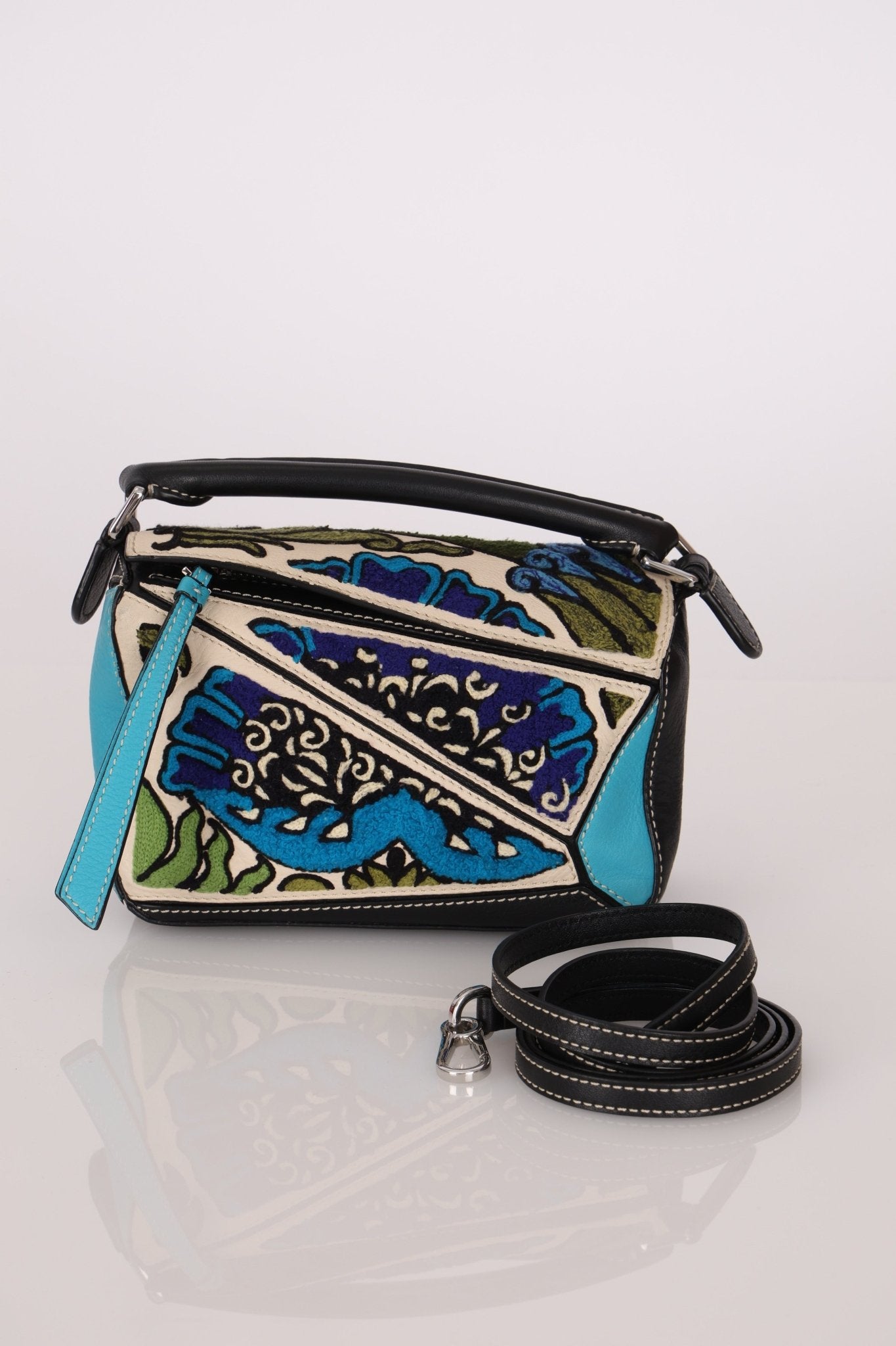 Limited Edition Loewe x William de Morgan Leather Embroidered Mini Puzzle - FashioNica