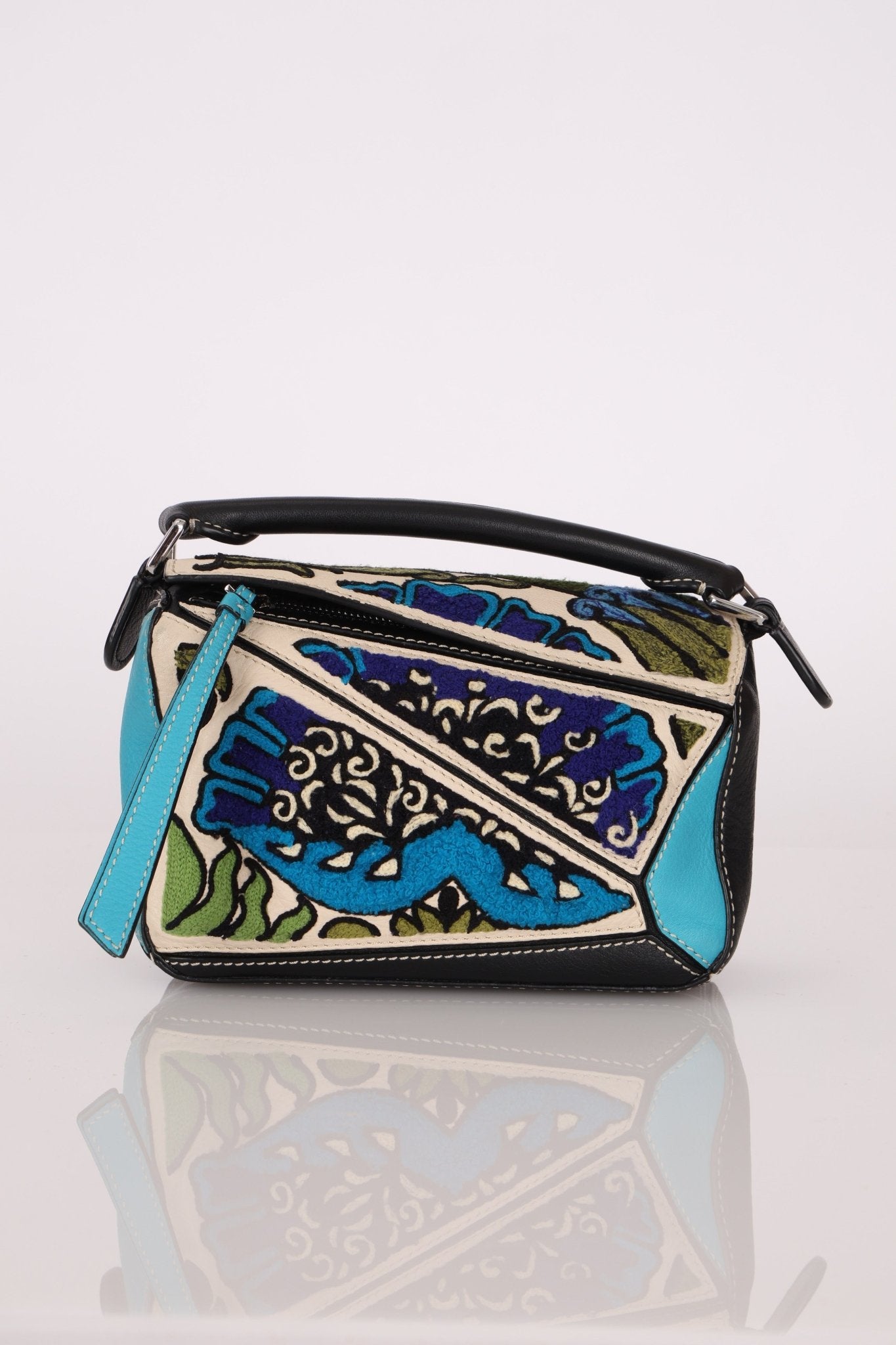 Limited Edition Loewe x William de Morgan Leather Embroidered Mini Puzzle - FashioNica