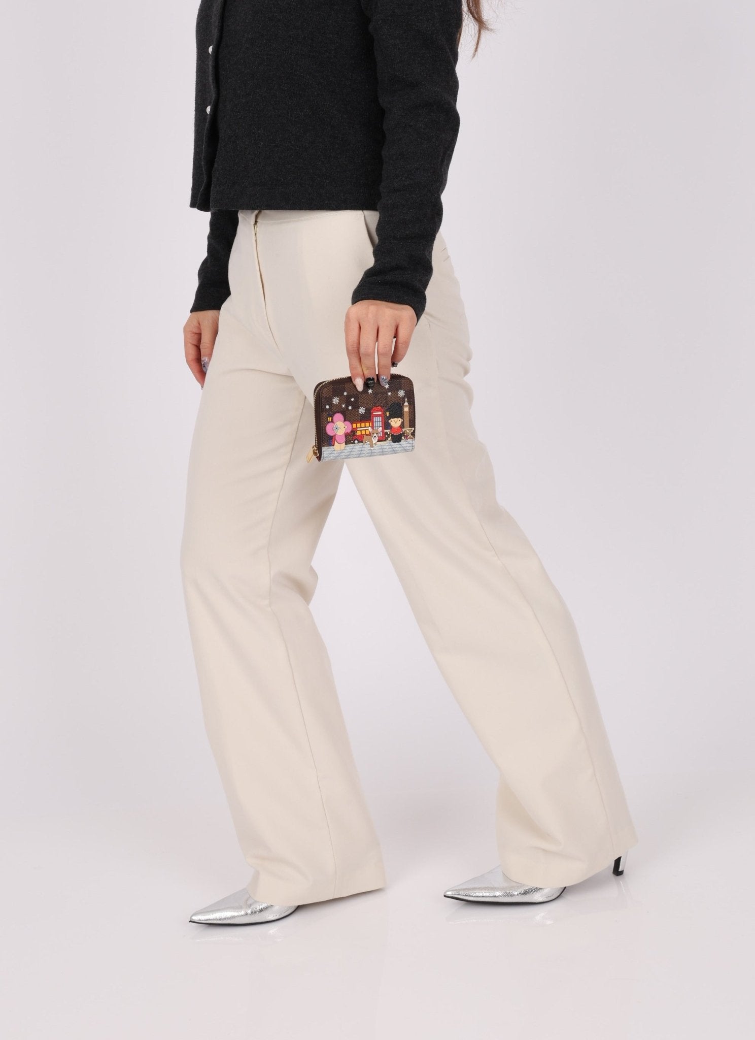 Limited Edition Louis Vuitton 2021 Damier Ebene London Vivienne Short Wallet - FashioNica