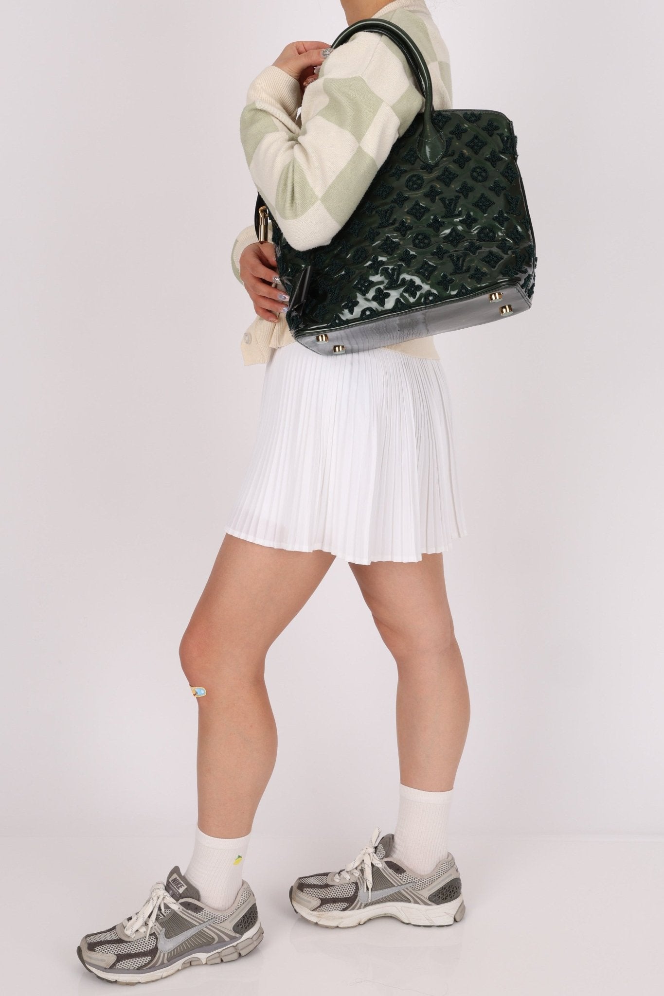 Limited Edition Louis Vuitton Emerald Patent Monogram Fascination Lockit Bag - FashioNica