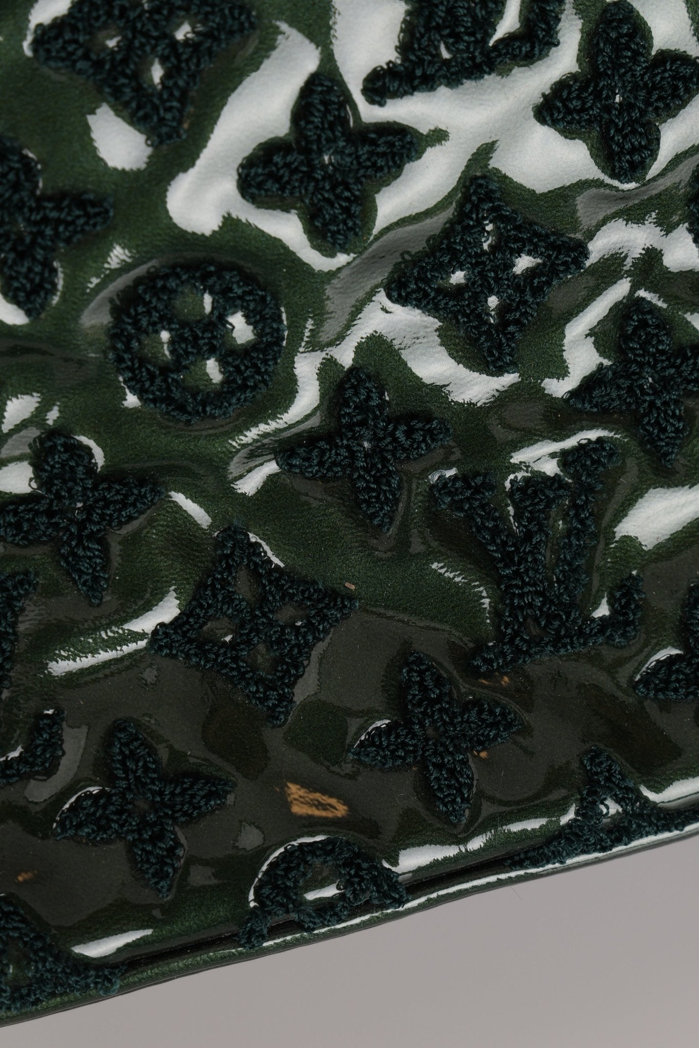 Limited Edition Louis Vuitton Emerald Patent Monogram Fascination Lockit Bag - FashioNica