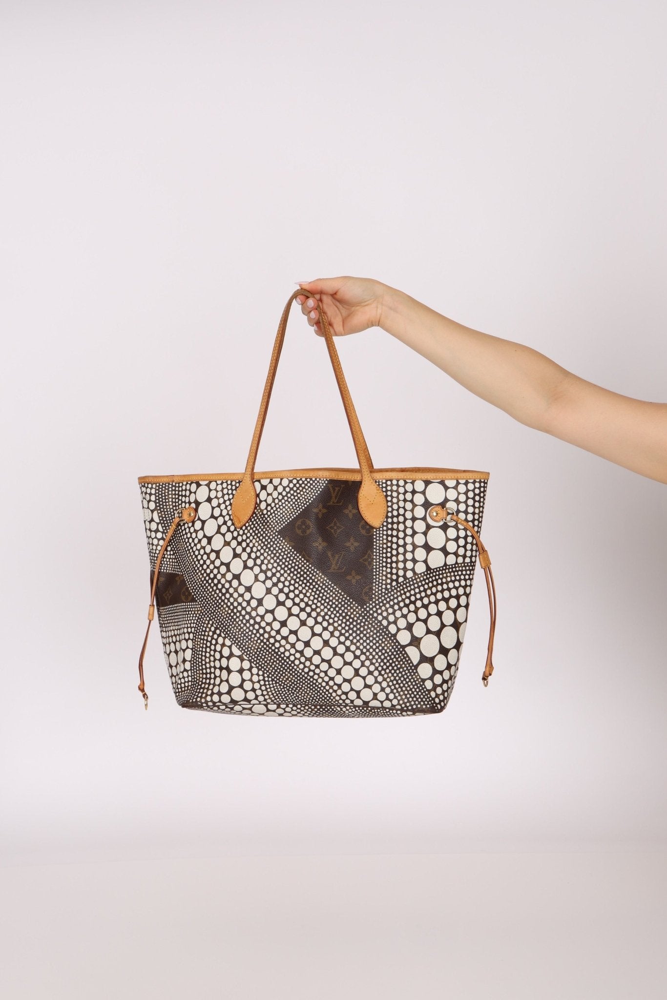 Limited Edition Louis Vuitton Kusama Waves Neverfull - FashioNica