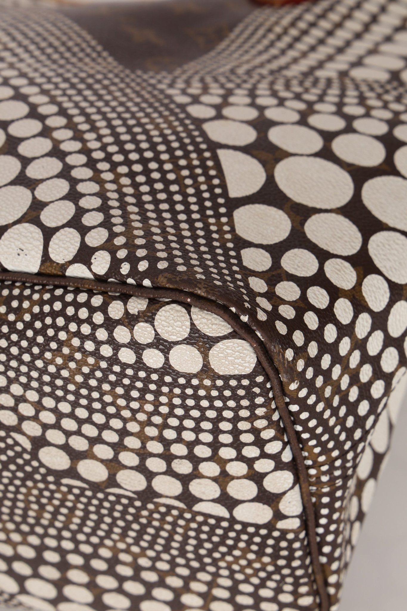 Limited Edition Louis Vuitton Kusama Waves Neverfull - FashioNica