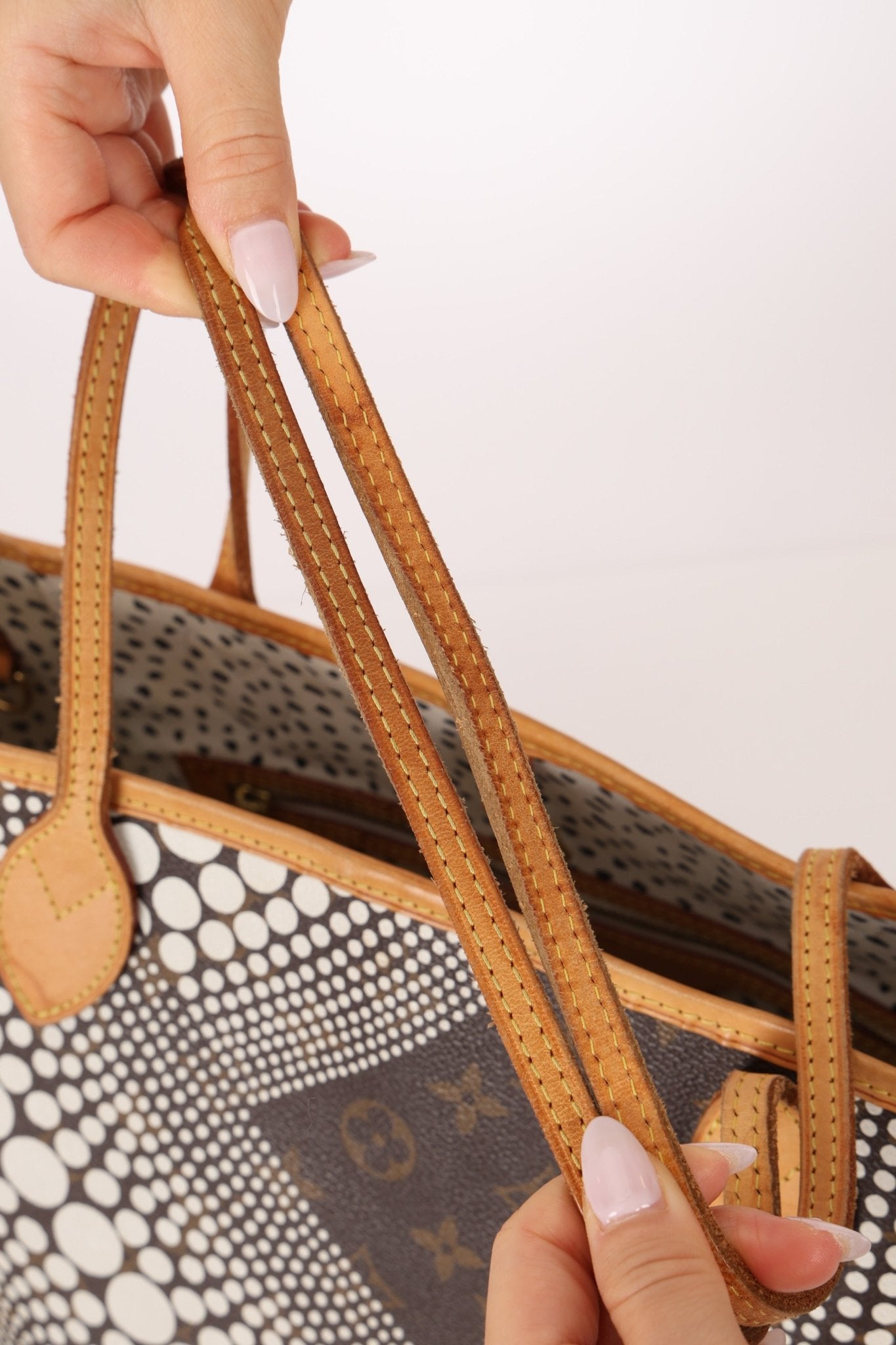 Limited Edition Louis Vuitton Kusama Waves Neverfull - FashioNica