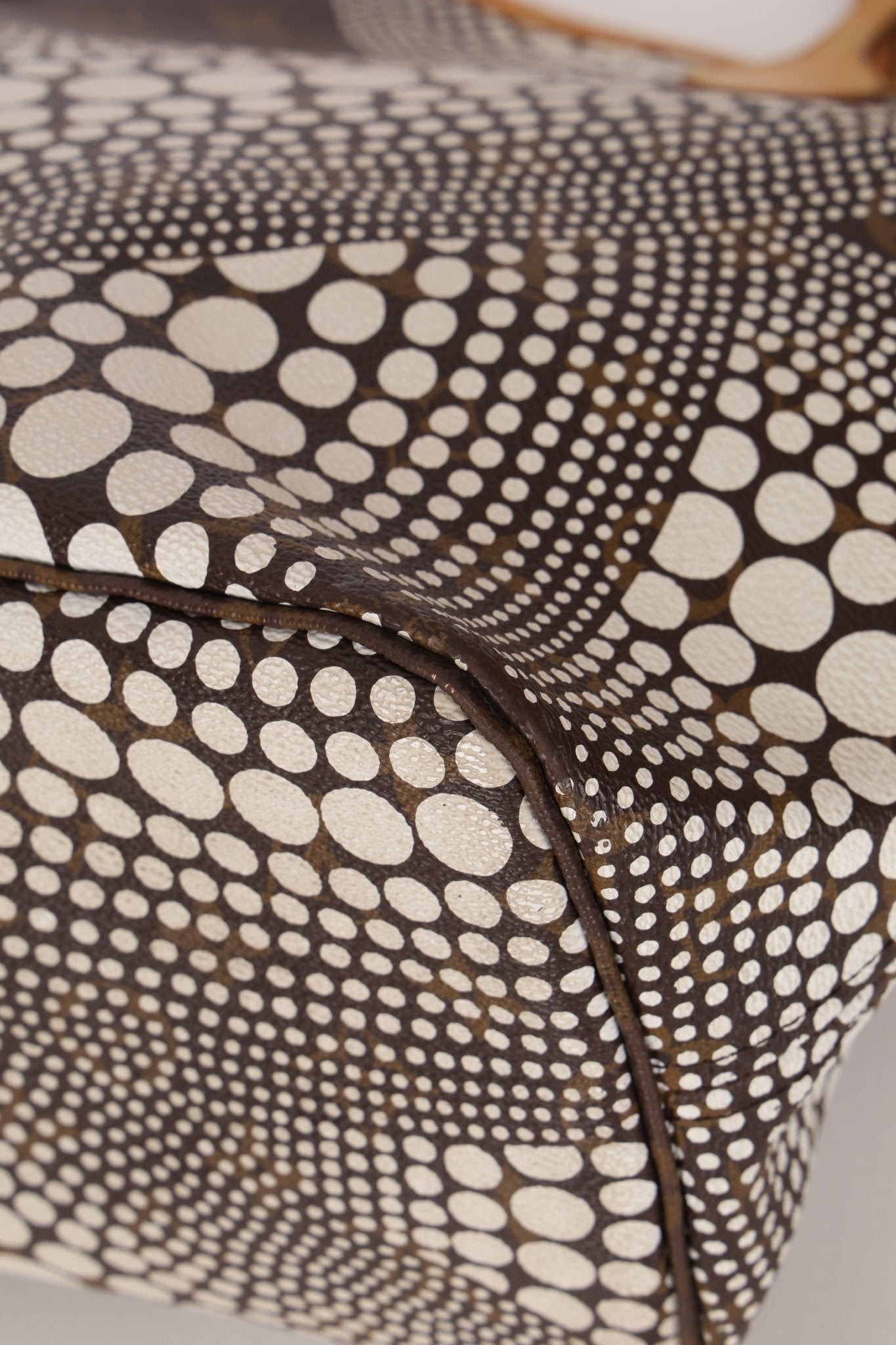 Limited Edition Louis Vuitton Kusama Waves Neverfull - FashioNica