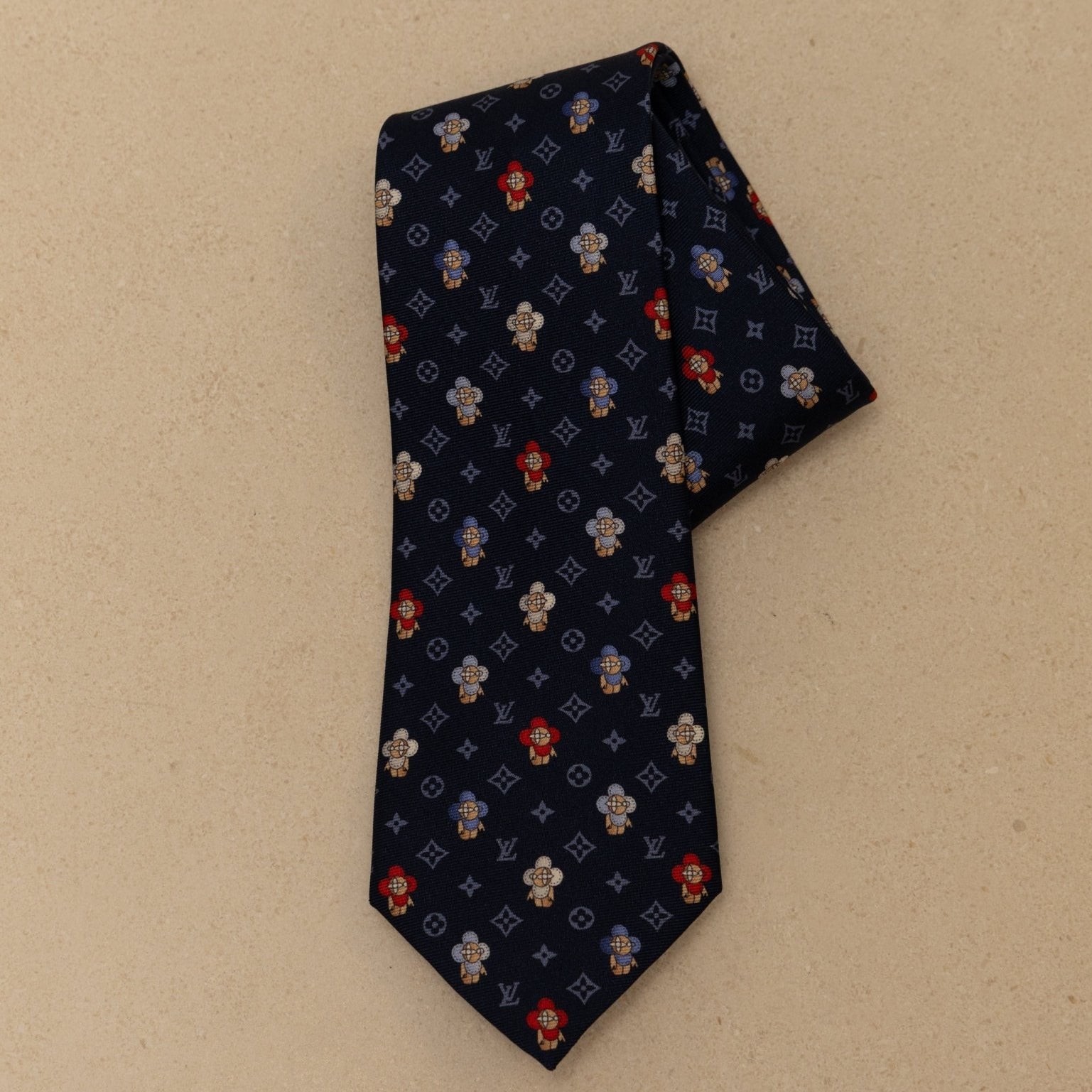 Limited Edition Louis Vuitton Silk Monogram Vivienne Tie - FashioNica