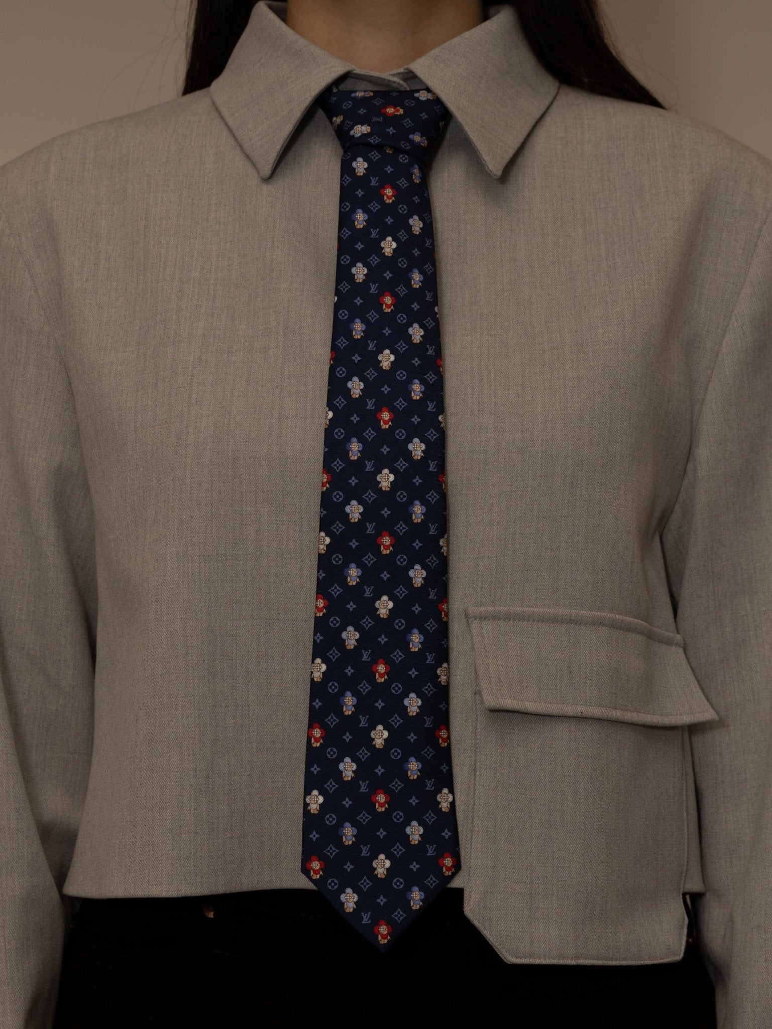 Limited Edition Louis Vuitton Silk Monogram Vivienne Tie - FashioNica