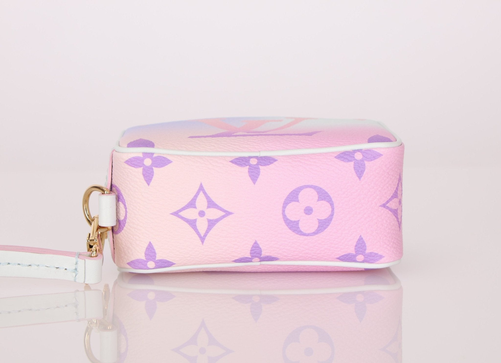 Limited Edition Louis Vuitton Spring in the City Wapity - FashioNica