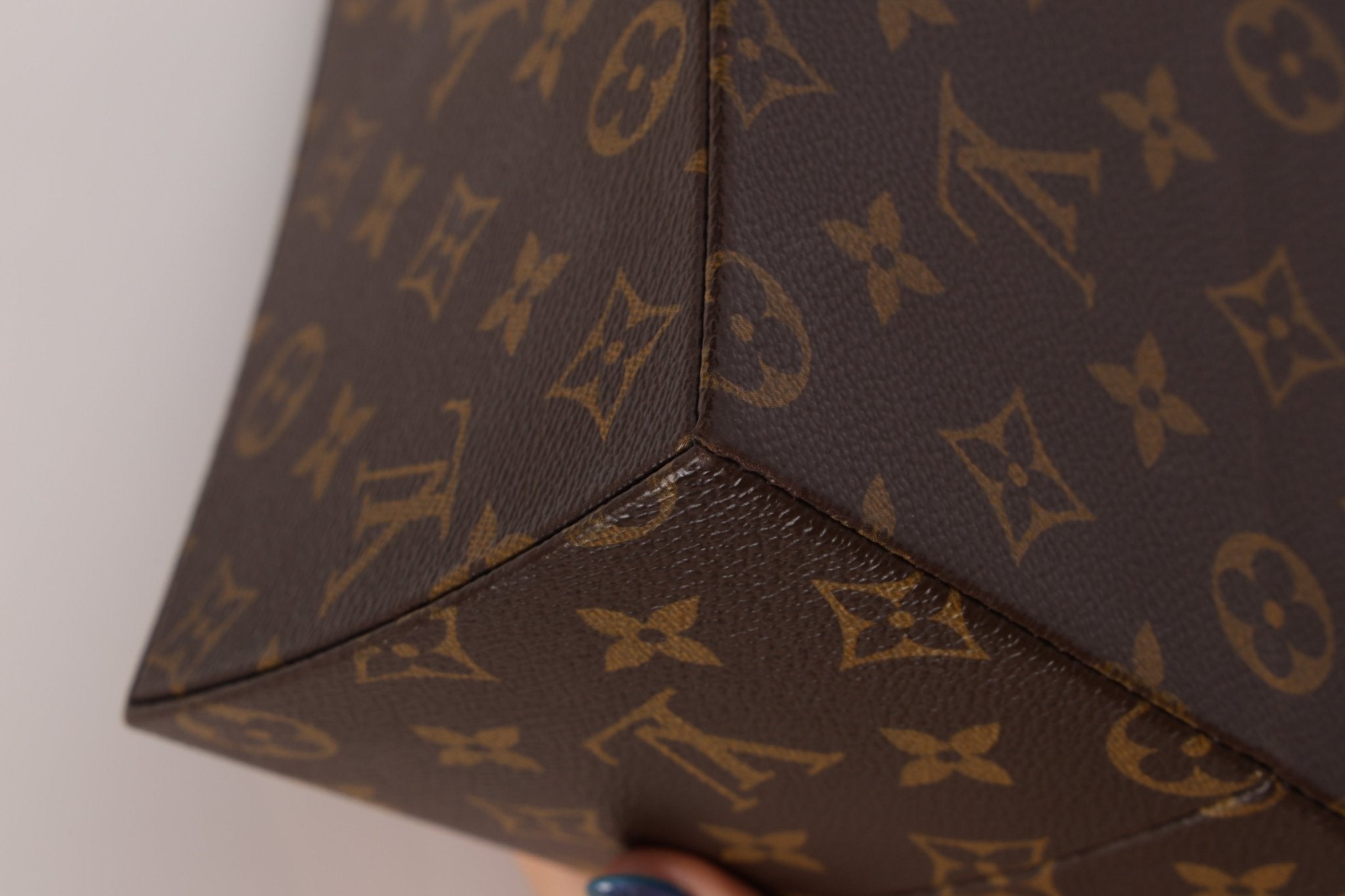 Limited Edition Louis Vuitton x Frank Gehry 2014 Monogram Twisted Box with Strap - FashioNica