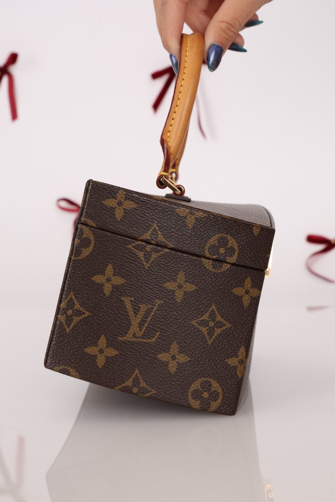Limited Edition Louis Vuitton x Frank Gehry 2014 Monogram Twisted Box with Strap - FashioNica