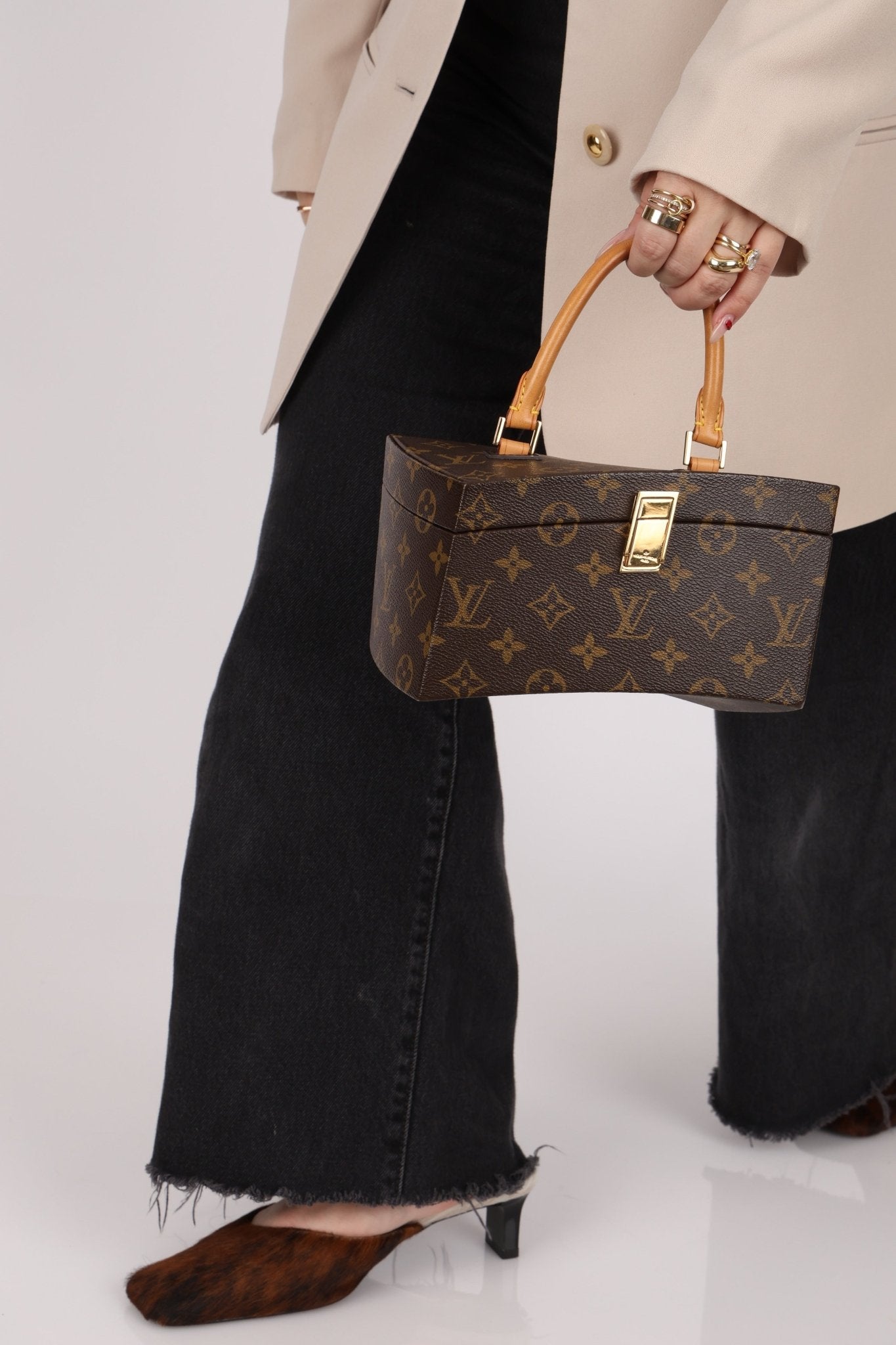 Limited Edition Louis Vuitton x Frank Gehry 2014 Monogram Twisted Box with Strap - FashioNica