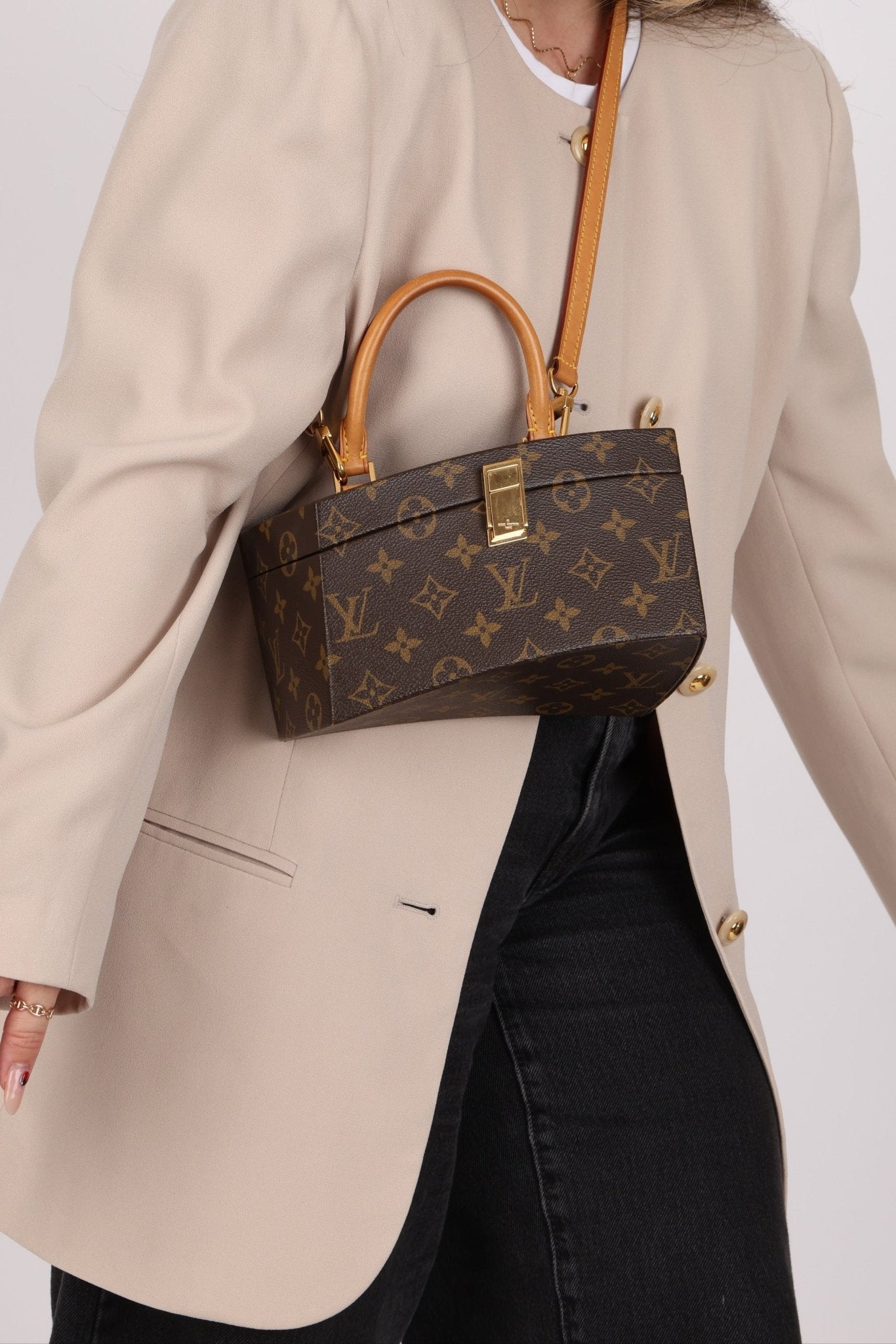 Limited Edition Louis Vuitton x Frank Gehry 2014 Monogram Twisted Box with Strap - FashioNica