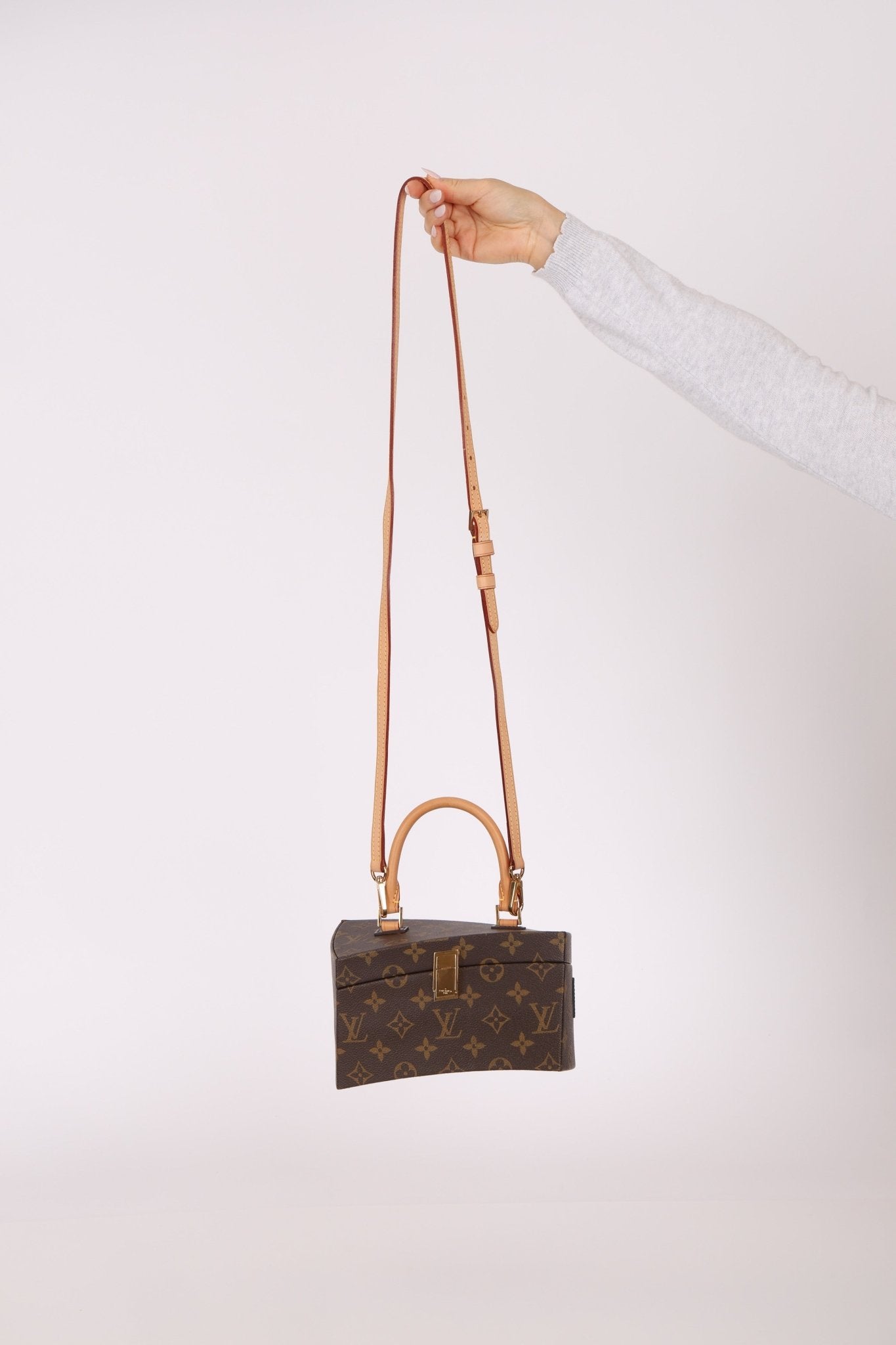 Limited Edition Louis Vuitton x Frank Gehry Monogram Twisted Box with Strap & Mirror - FashioNica