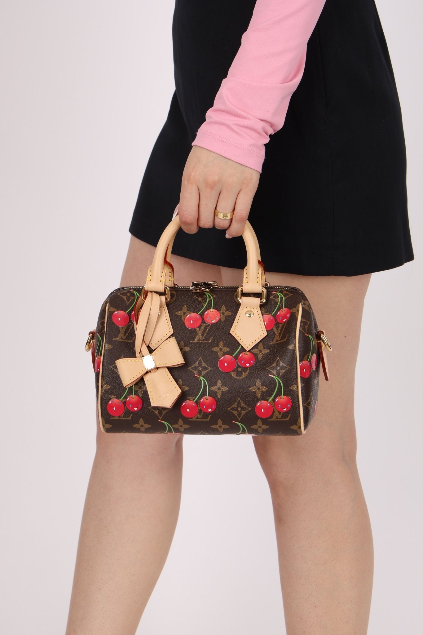 Limited Edition Louis Vuitton x Takashi Murakami 2025 Cherry Speedy 20 - FashioNica