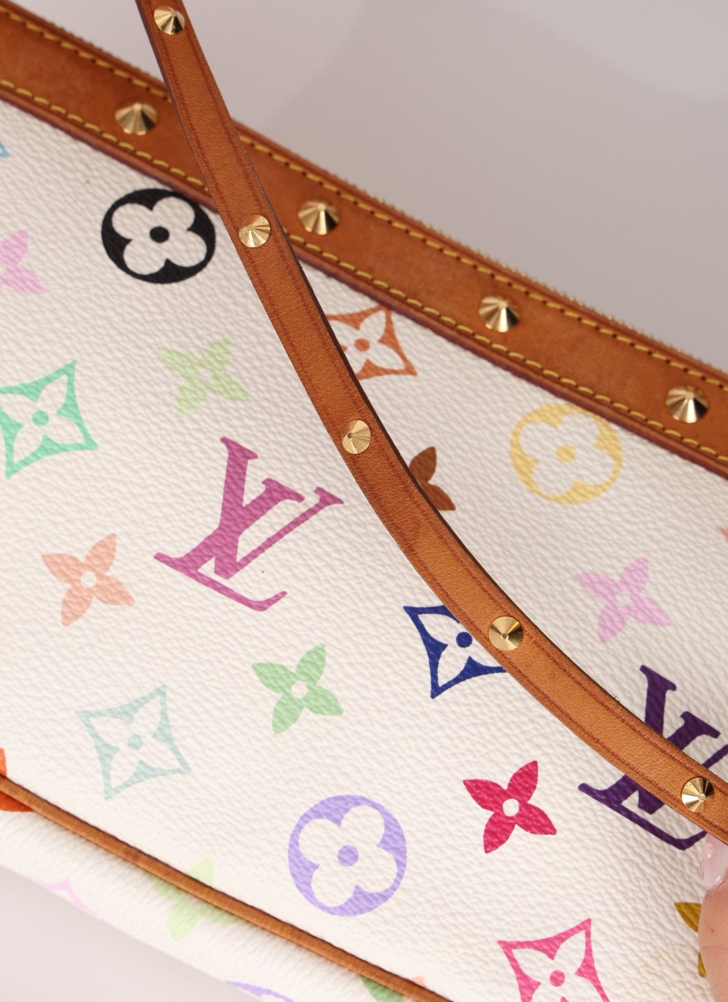 Limited Edition Louis Vuitton x Takashi Murakami Blanc Multicolor Pochette - FashioNica