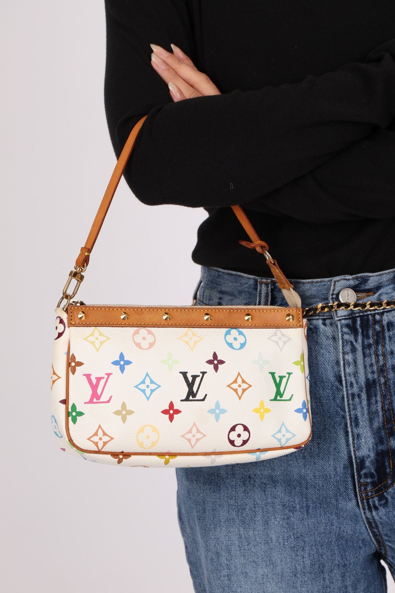 Limited Edition Louis Vuitton x Takashi Murakami Blanc Multicolor Pochette - FashioNica
