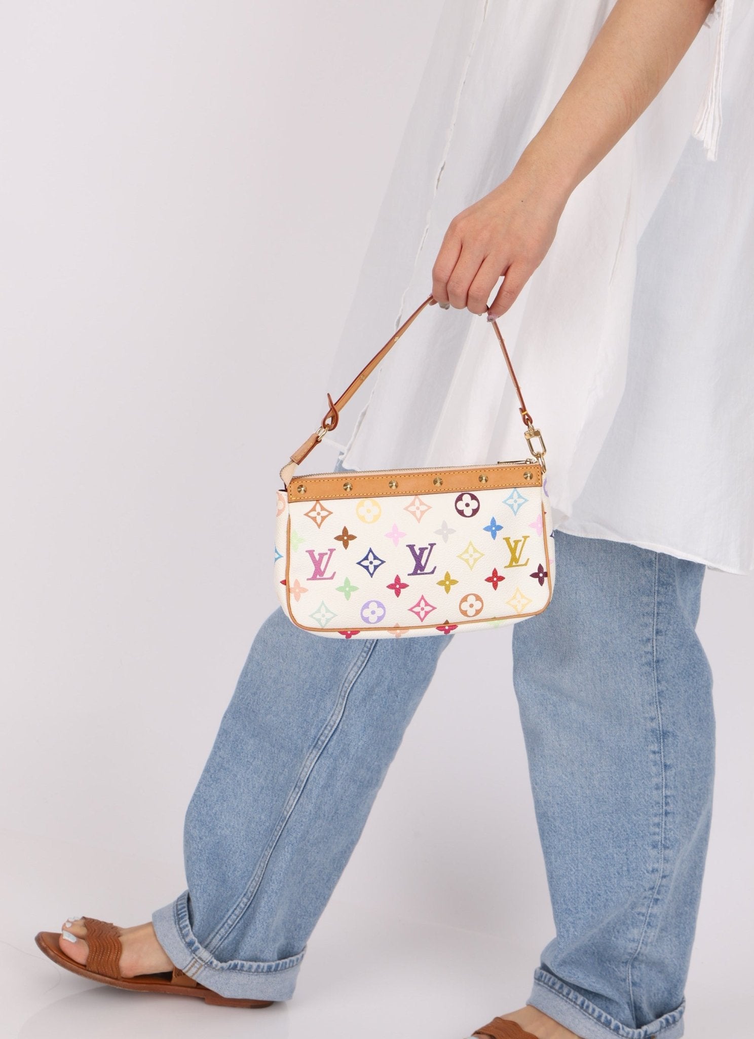 Limited Edition Louis Vuitton x Takashi Murakami Blanc Multicolor Pochette - FashioNica