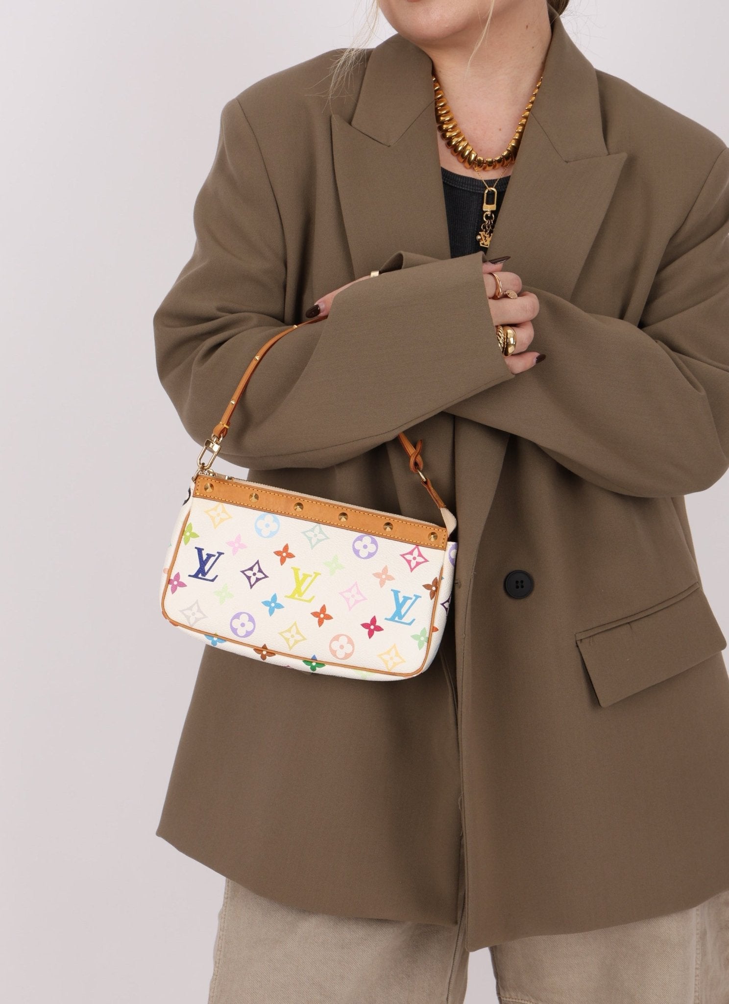 Limited Edition Louis Vuitton x Takashi Murakami Blanc Multicolor Pochette - FashioNica