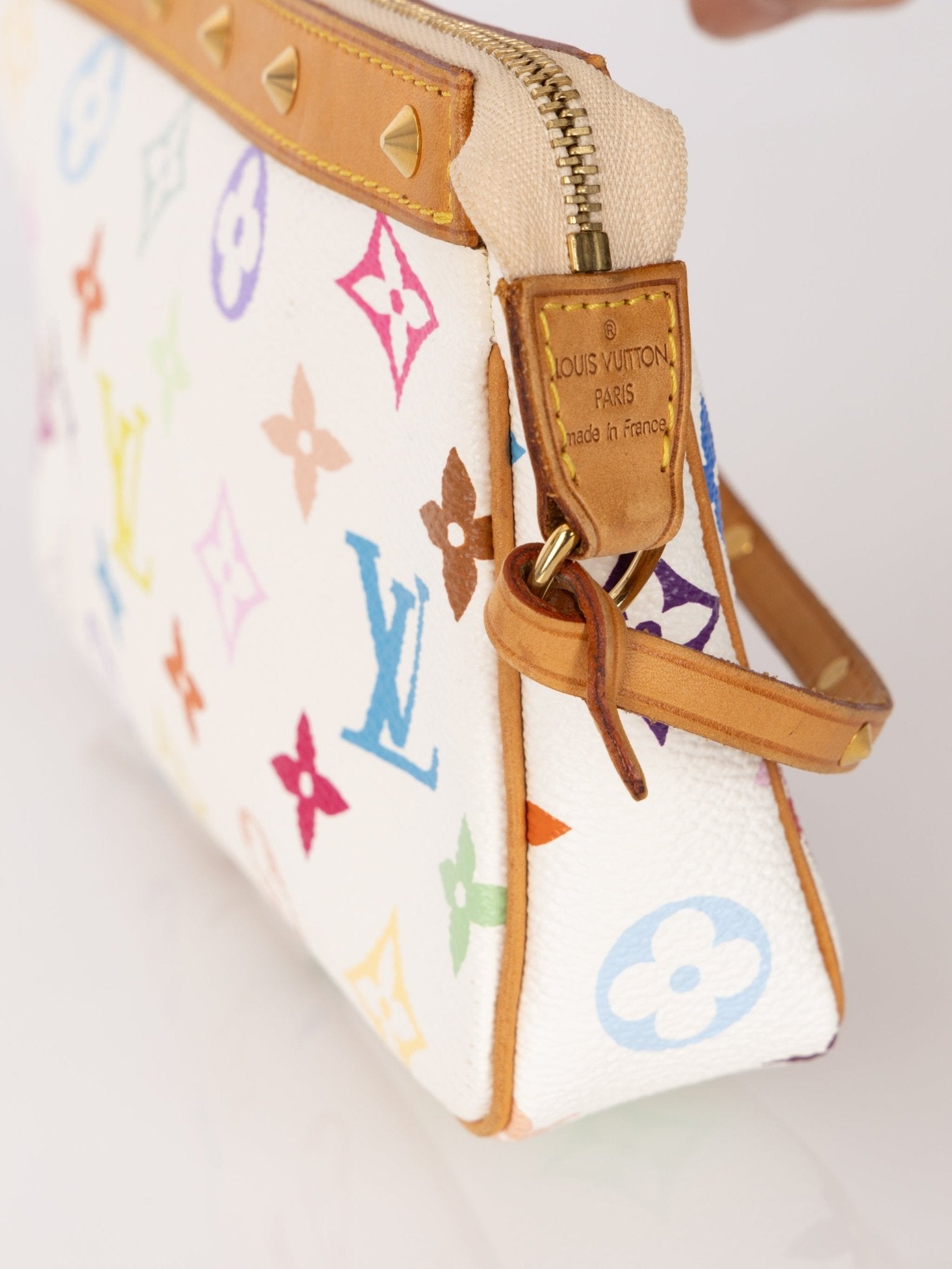 Limited Edition Louis Vuitton x Takashi Murakami Blanc Multicolor Pochette - FashioNica