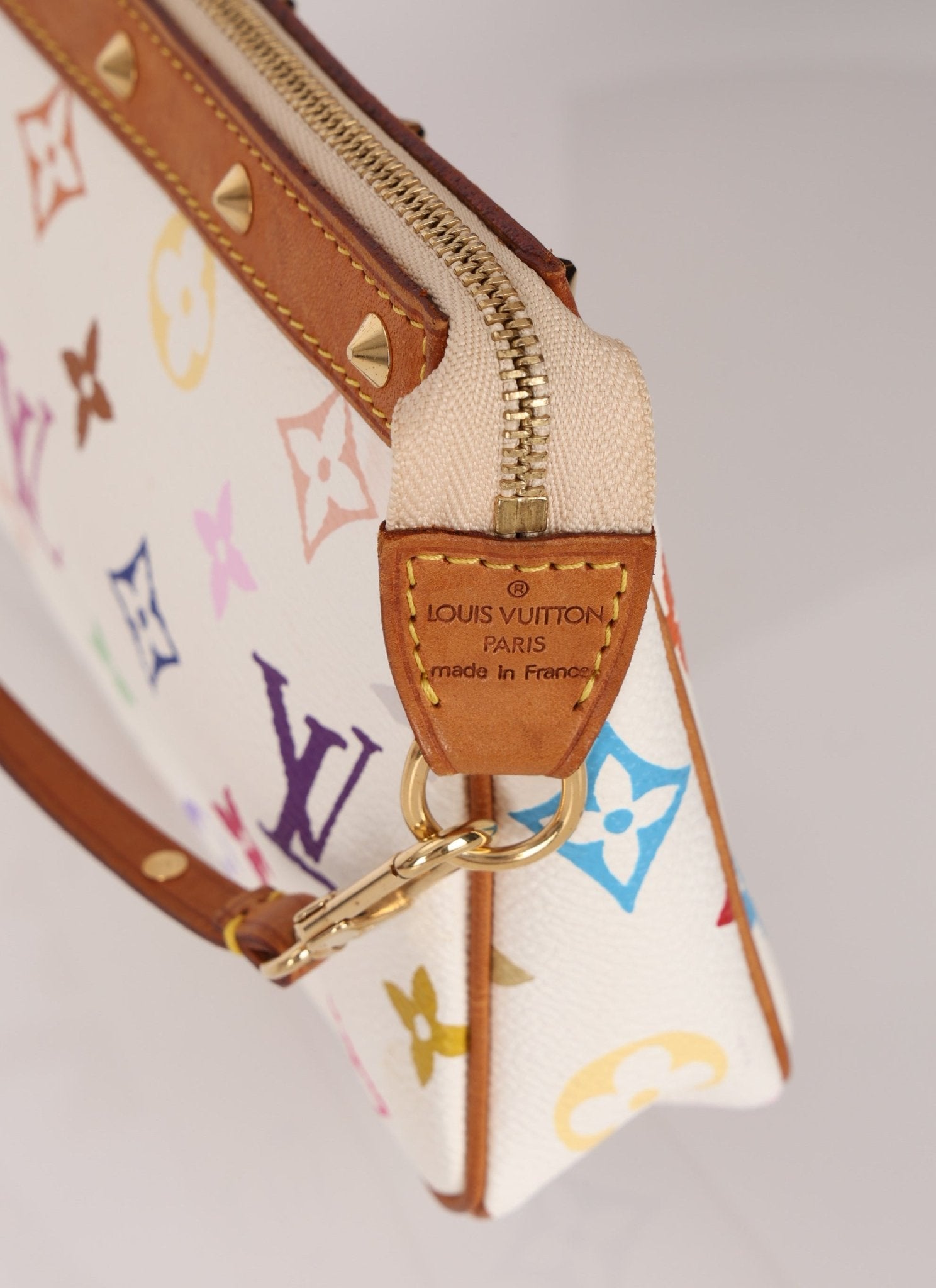 Limited Edition Louis Vuitton x Takashi Murakami Blanc Multicolor Pochette - FashioNica