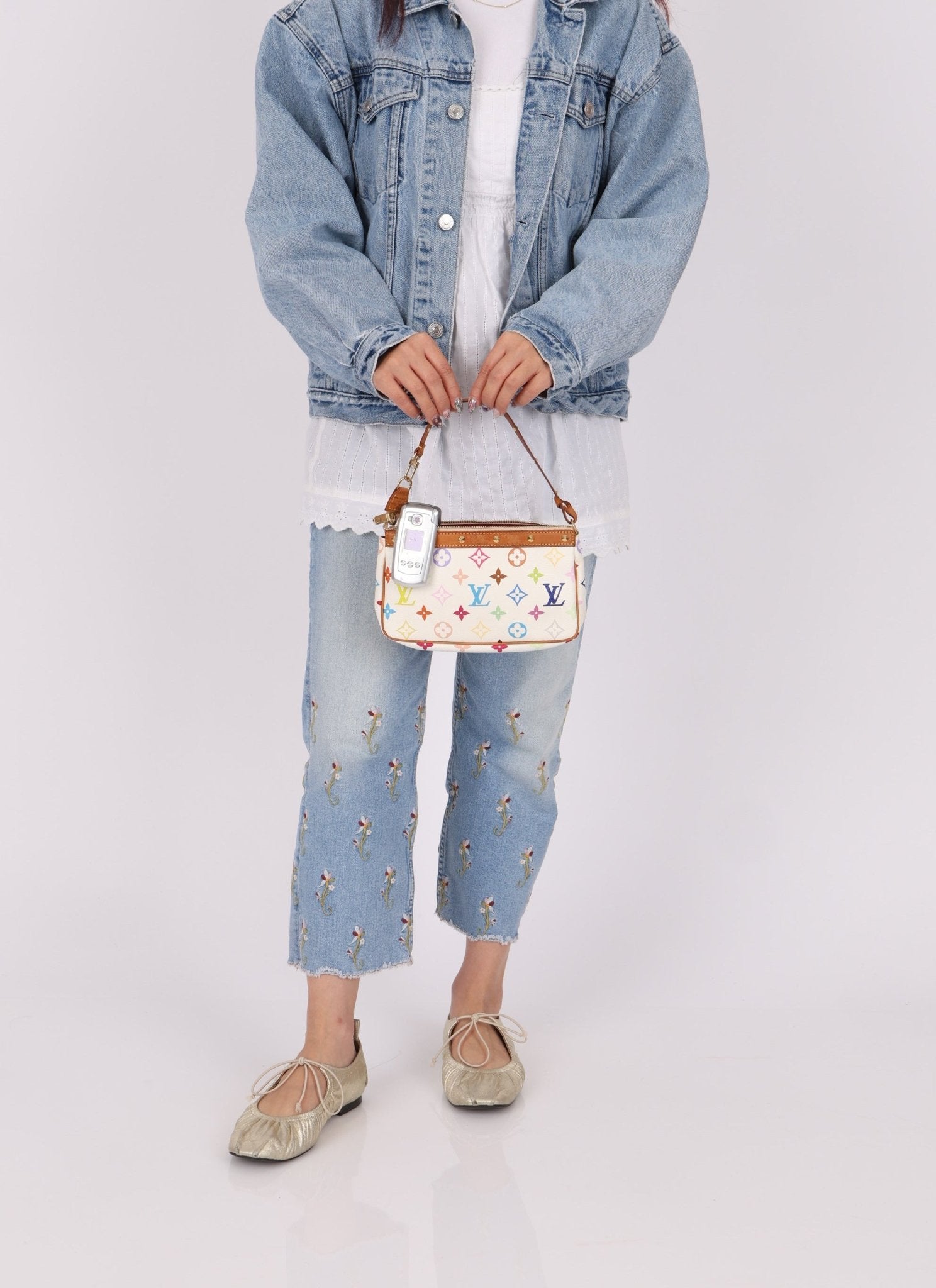 Limited Edition Louis Vuitton x Takashi Murakami Blanc Multicolor Pochette - FashioNica