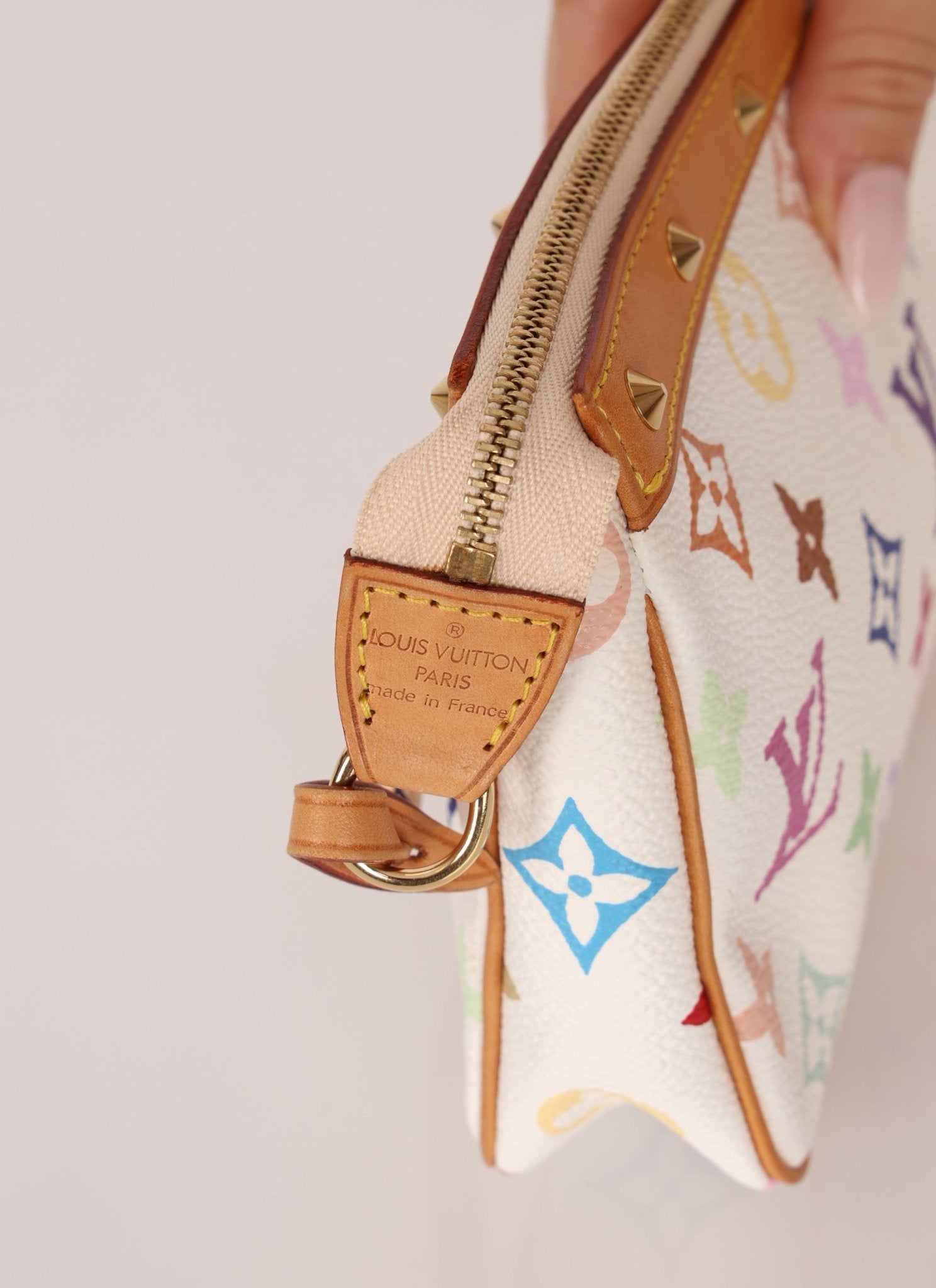 Limited Edition Louis Vuitton x Takashi Murakami Blanc Multicolor Pochette - FashioNica