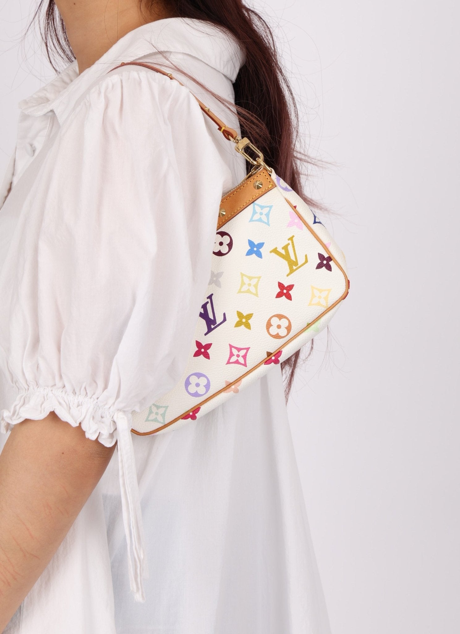 Limited Edition Louis Vuitton x Takashi Murakami Blanc Multicolor Pochette - FashioNica