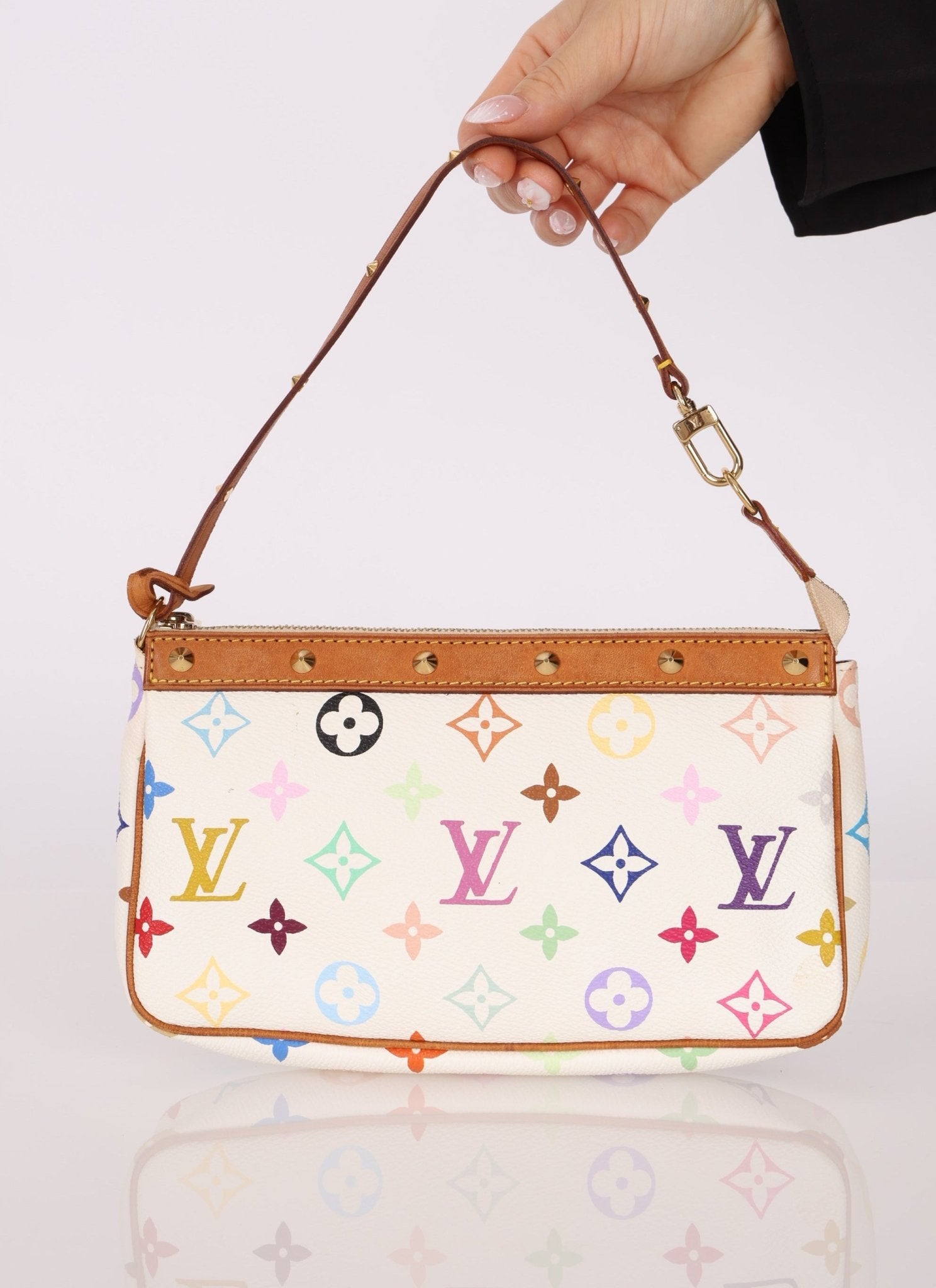 Limited Edition Louis Vuitton x Takashi Murakami Blanc Multicolor Pochette - FashioNica