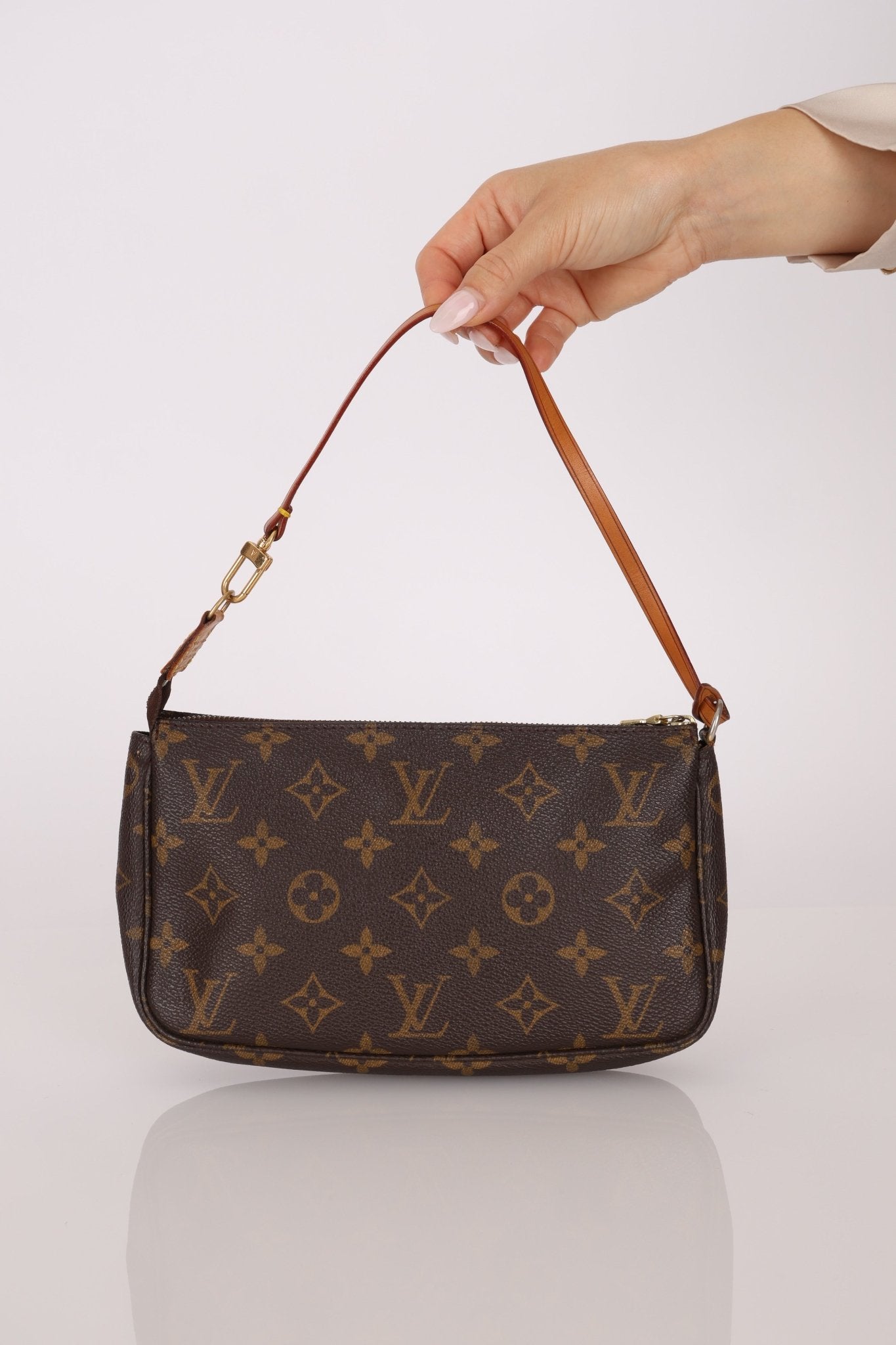 Limited Edition Louis Vuitton x Takashi Murakami Cherry Monogram Pochette - FashioNica