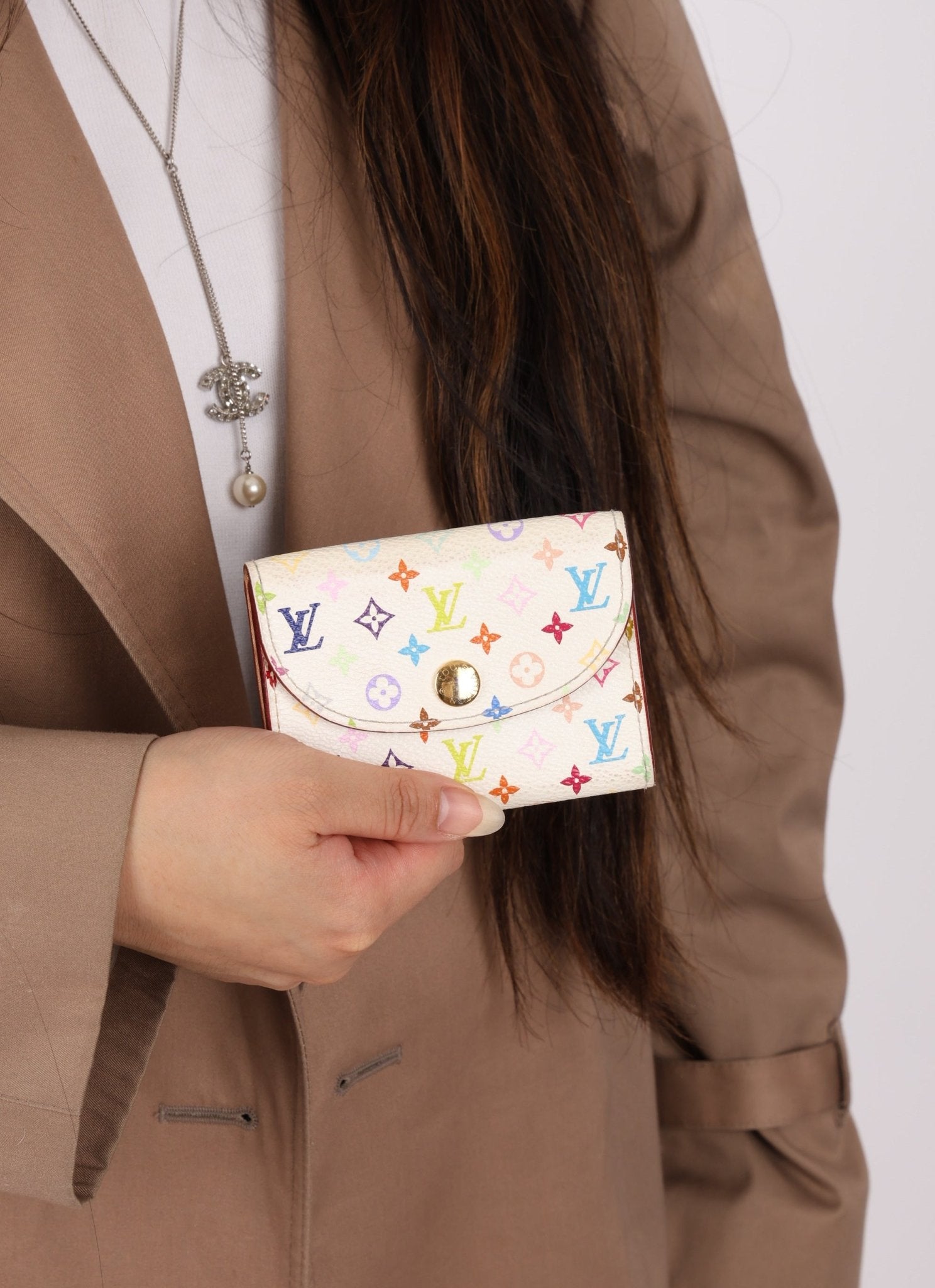 Limited Edition Louis Vuitton x Takashi Murakami Monogram Multicolor Blanc Cardholder - FashioNica