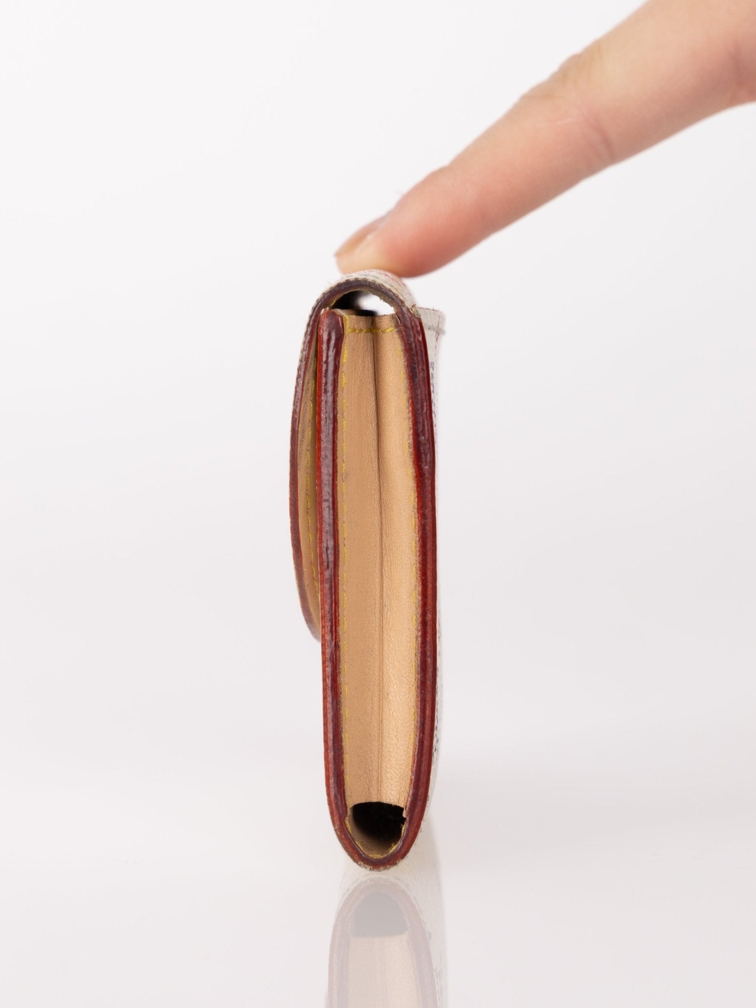 Limited Edition Louis Vuitton x Takashi Murakami Monogram Multicolor Blanc Cardholder - FashioNica