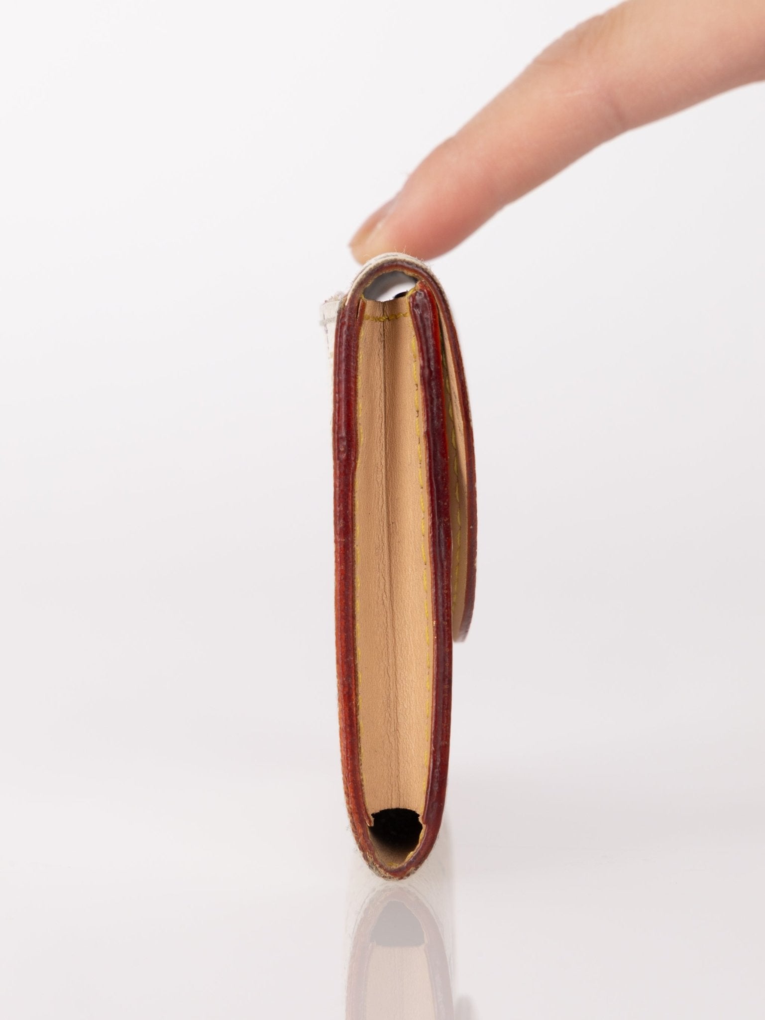 Limited Edition Louis Vuitton x Takashi Murakami Monogram Multicolor Blanc Cardholder - FashioNica