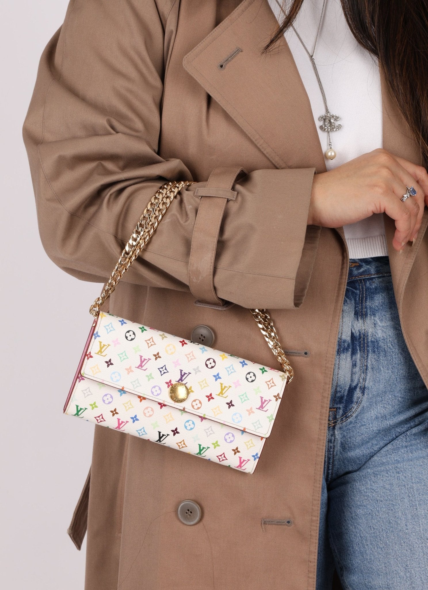 Limited Edition Louis Vuitton x Takashi Murakami Monogram Multicolor Blanc Sarah Wallet - FashioNica