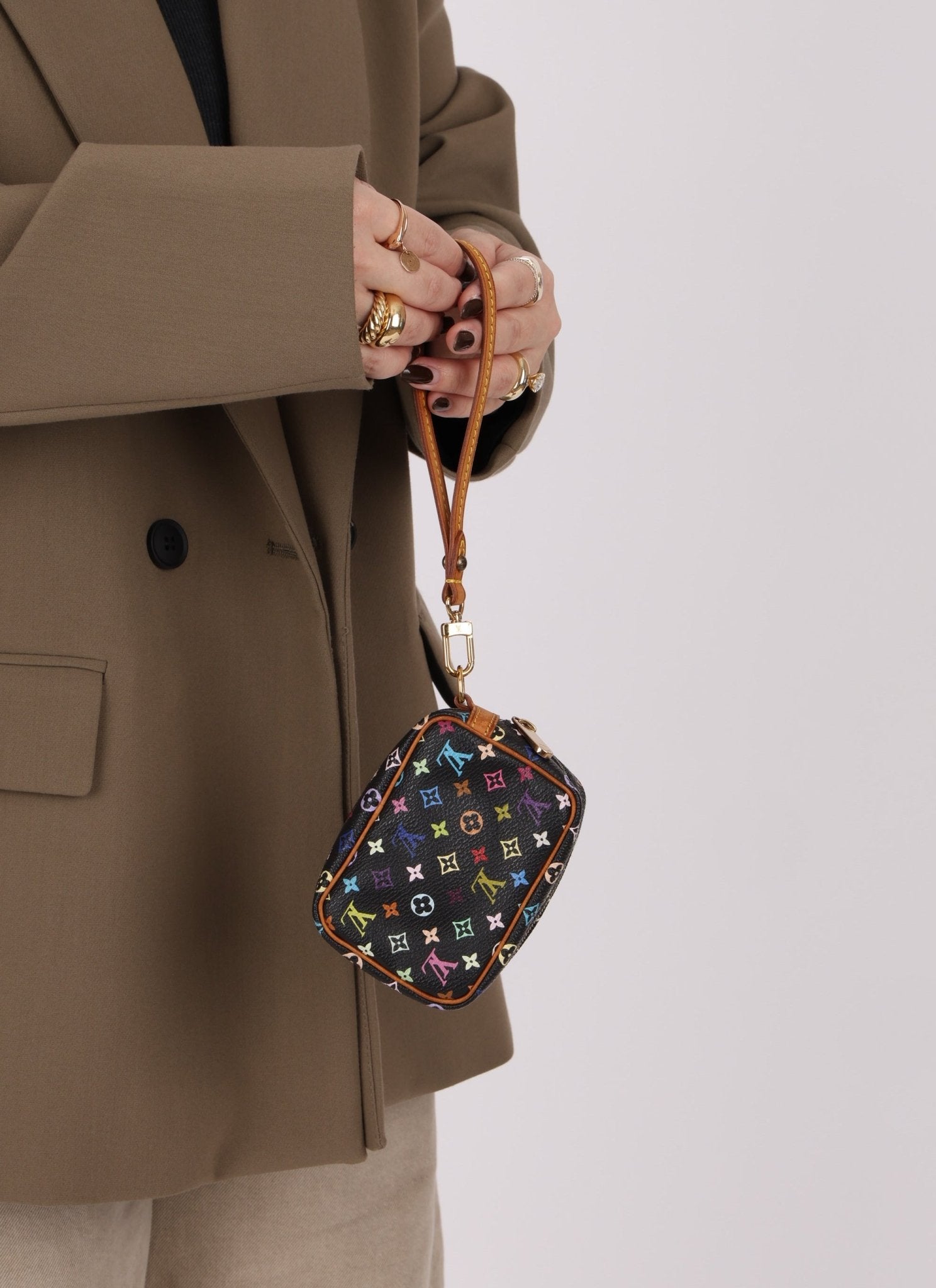 Limited Edition Louis Vuitton x Takashi Murakami Monogram Multicolor Noir Wapity - FashioNica