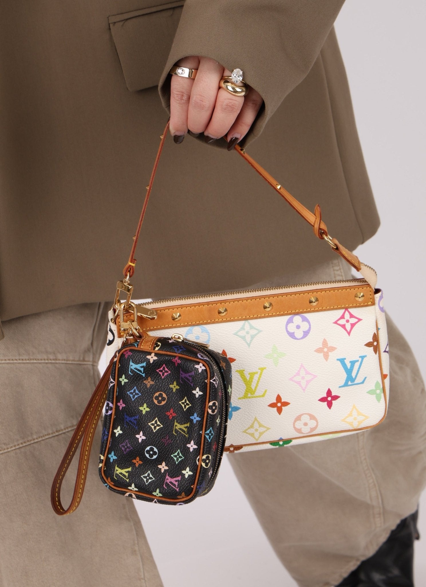 Limited Edition Louis Vuitton x Takashi Murakami Monogram Multicolor Noir Wapity - FashioNica