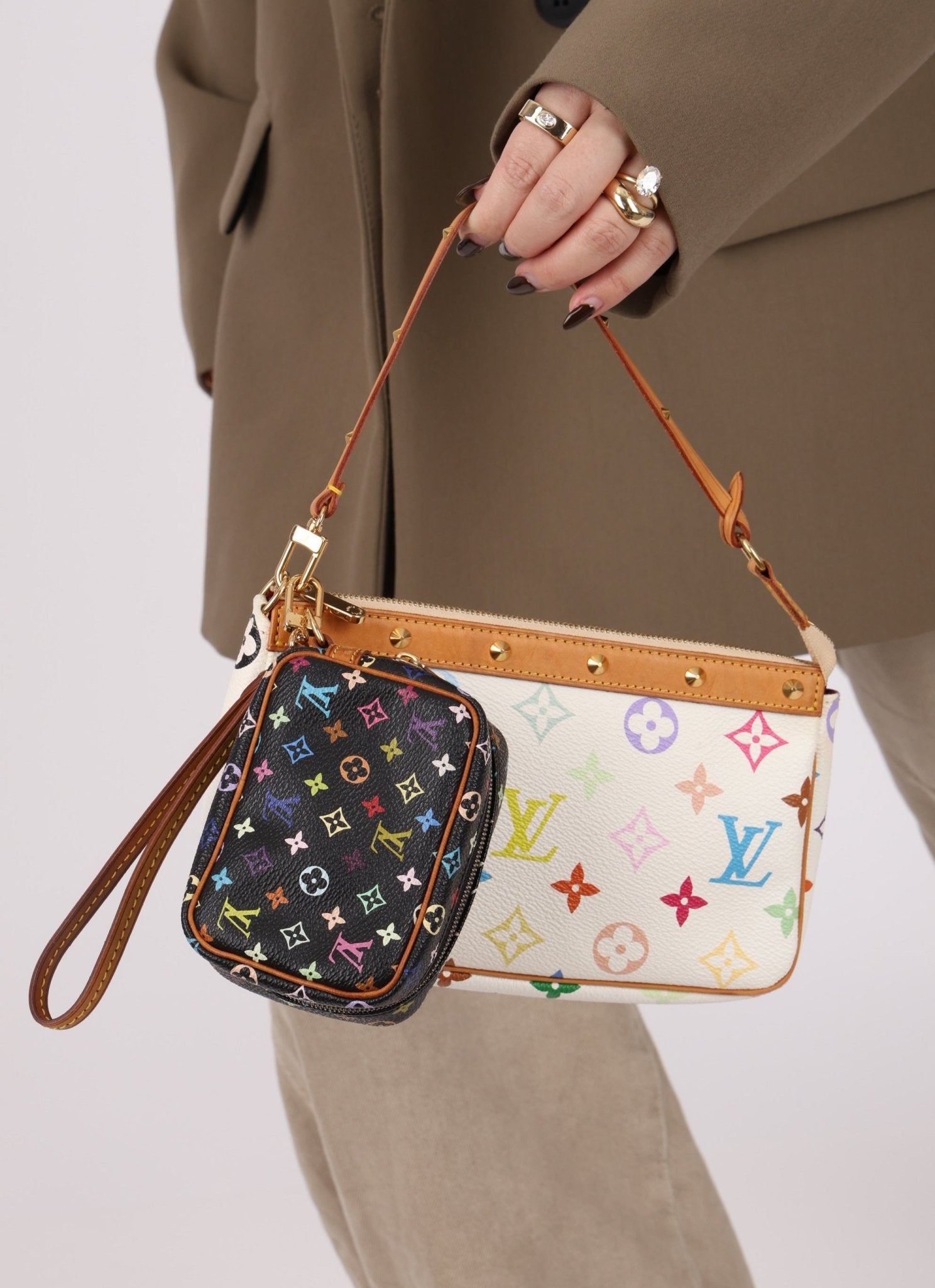 Limited Edition Louis Vuitton x Takashi Murakami Monogram Multicolor Noir Wapity - FashioNica