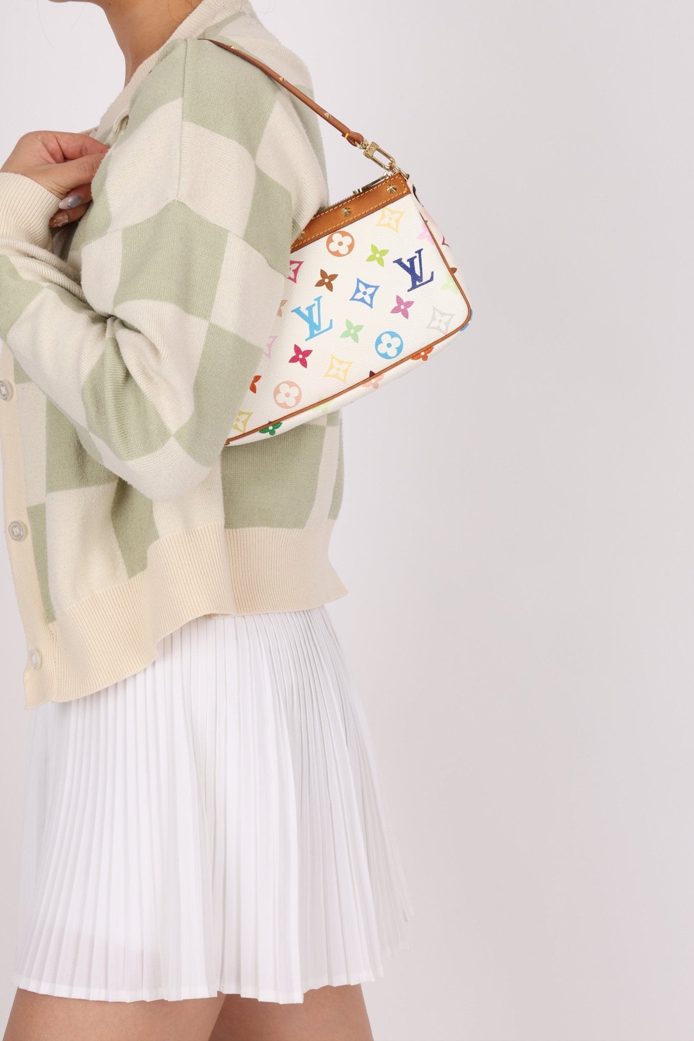 Limited Edition Louis Vuitton x Takashi Murakami Multicolor Blanc Pochette - FashioNica