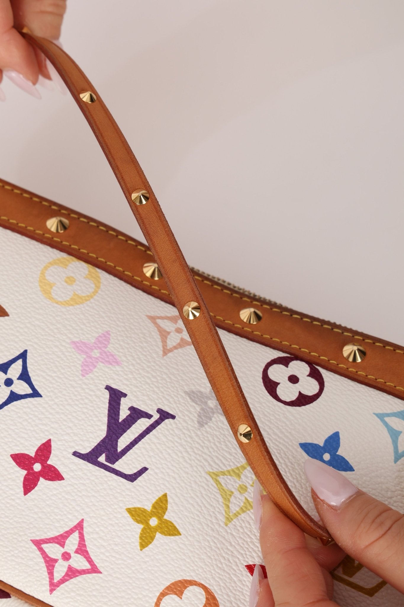 Limited Edition Louis Vuitton x Takashi Murakami Multicolor Blanc Pochette - FashioNica