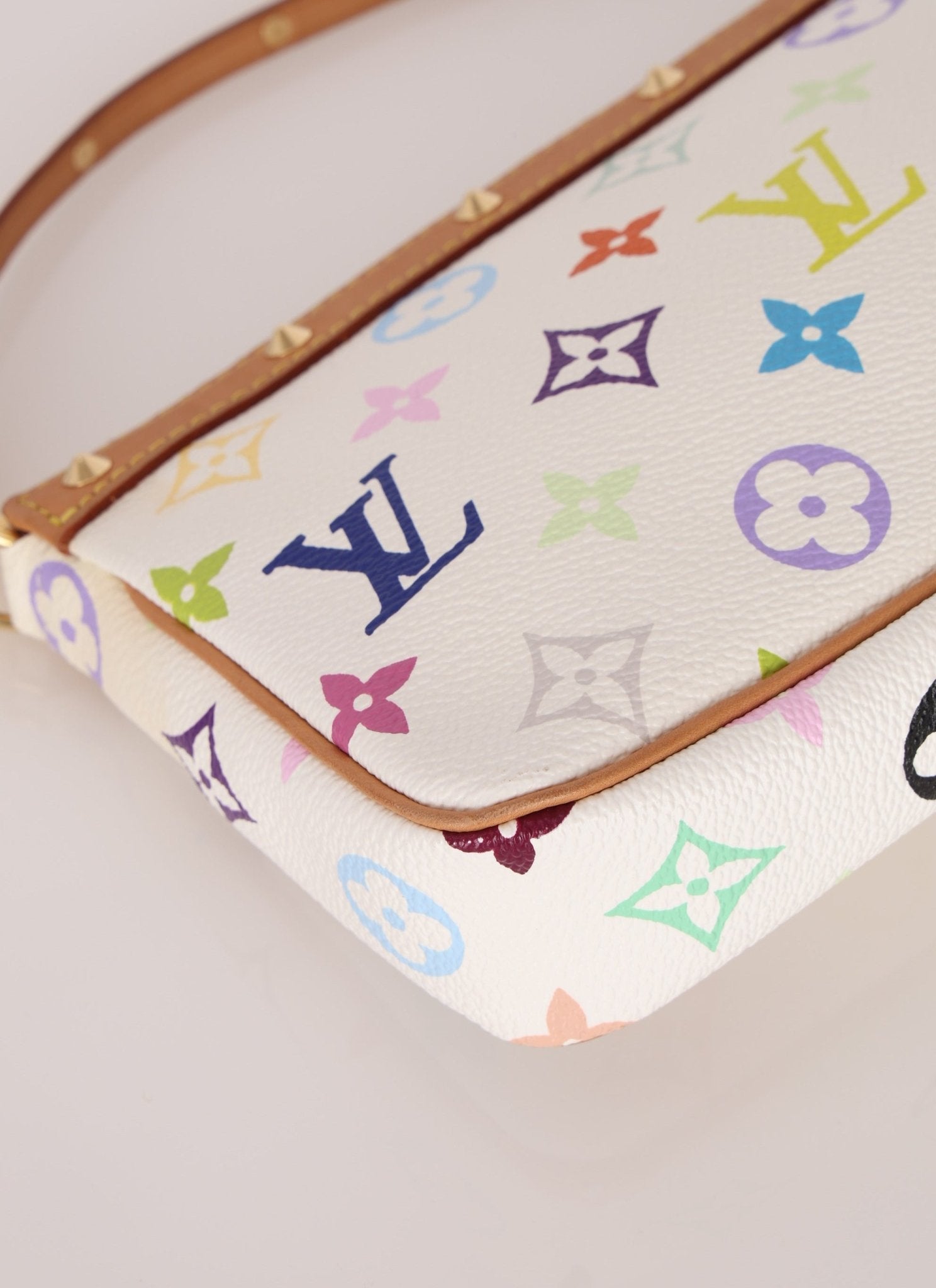 Limited Edition Louis Vuitton x Takashi Murakami Multicolor Blanc Pochette - FashioNica