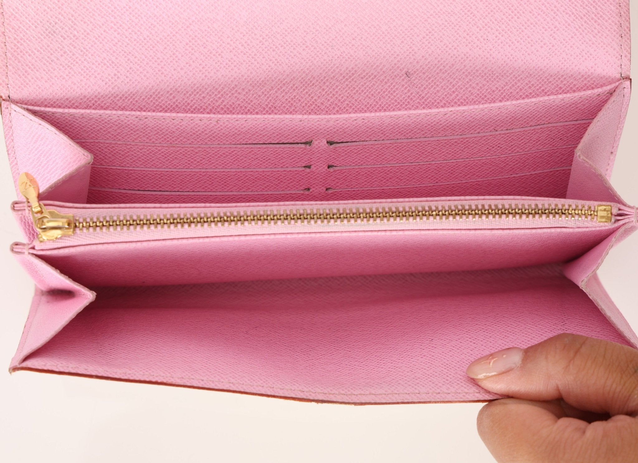 Limited Edition Louis Vuitton x Takashi Murakami Multicolor Blanc Sarah Wallet - FashioNica