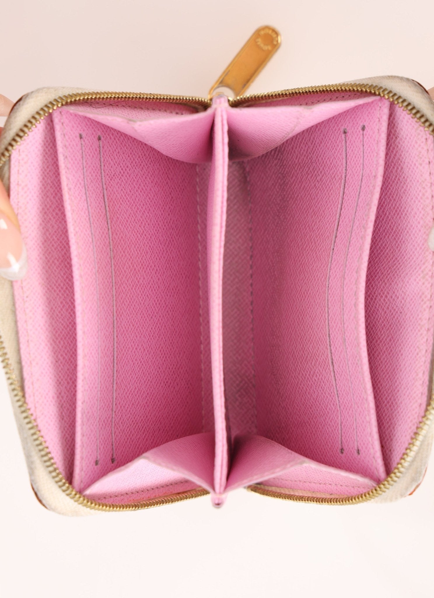 Limited Edition Louis Vuitton x Takashi Murakami Multicolor Blanc Zip Card Holder - FashioNica