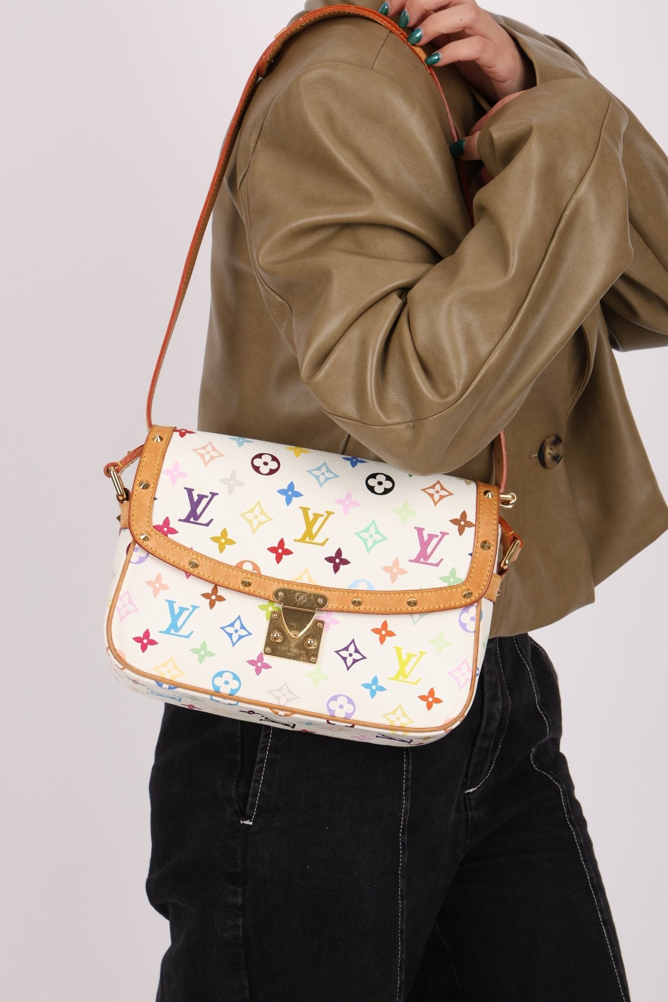 Limited Edition Louis Vuitton x Takashi Murakami White Sologne - FashioNica