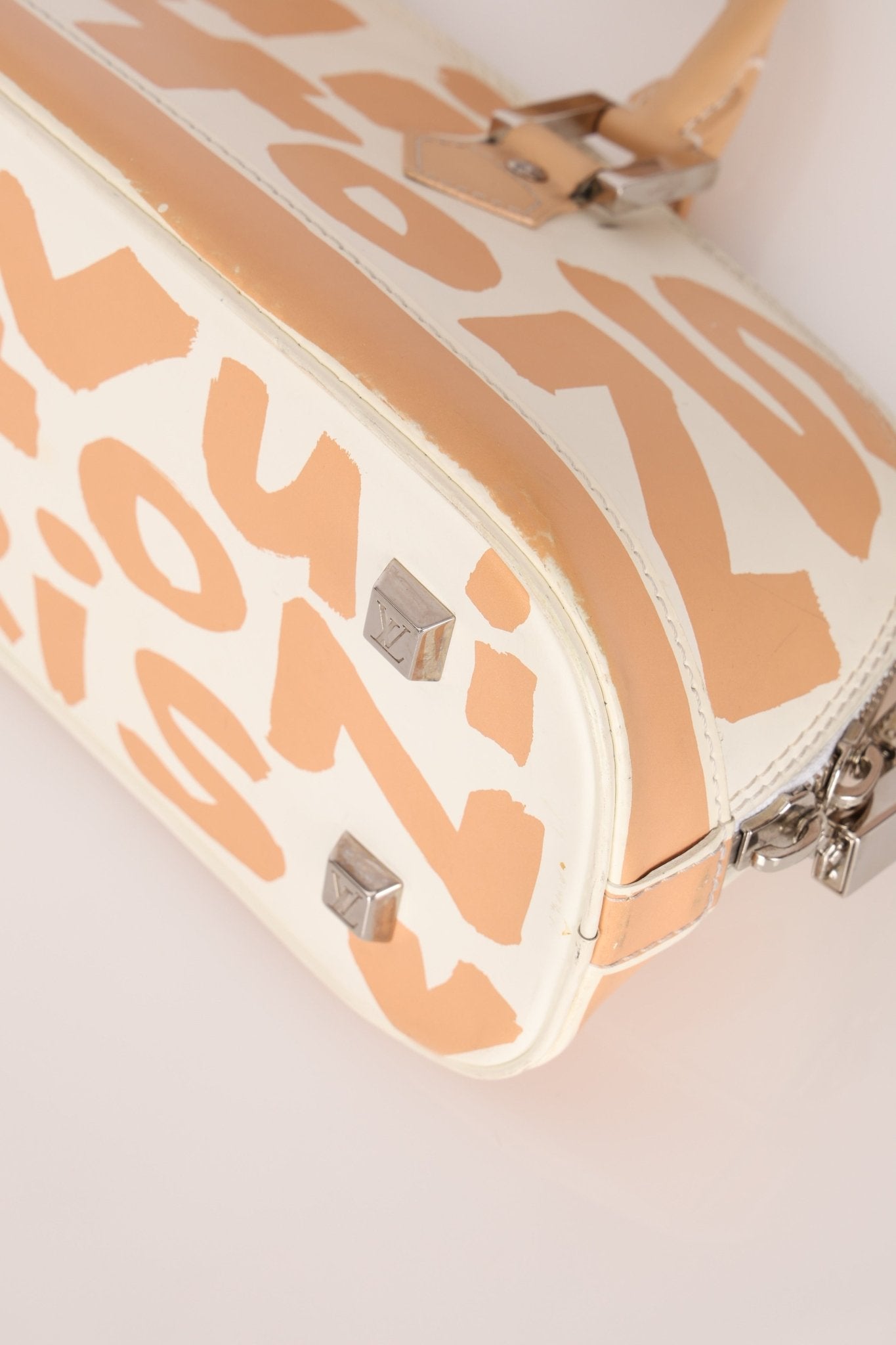 Limited Edition Vintage Louis Vuitton x Stephen Sprouse East West Alma - FashioNica