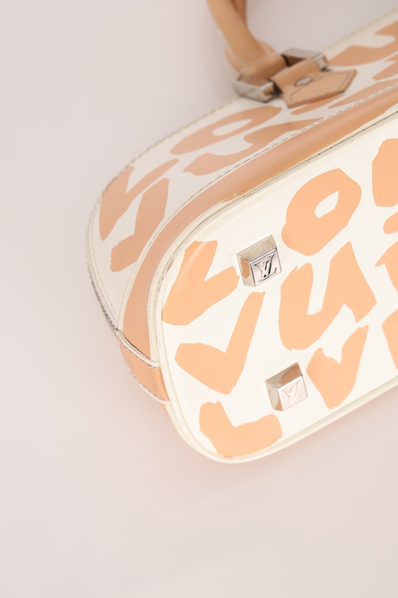 Limited Edition Vintage Louis Vuitton x Stephen Sprouse East West Alma - FashioNica