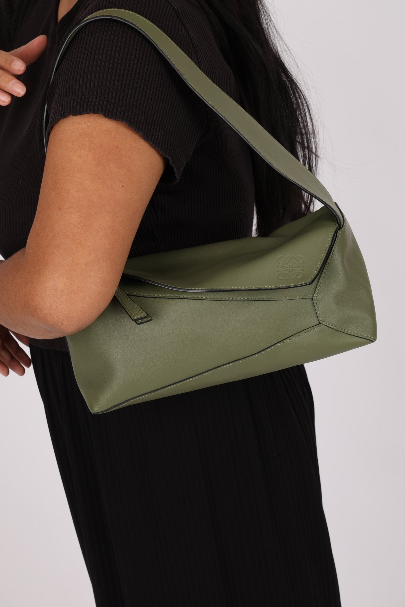 Loewe 2022 Avocado Puzzle Hobo - FashioNica