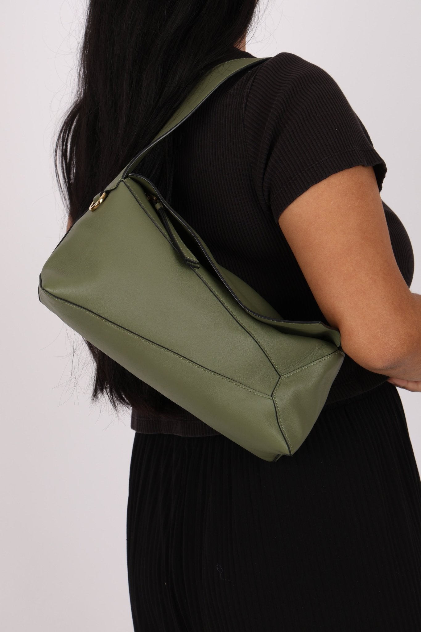 Loewe 2022 Avocado Puzzle Hobo - FashioNica