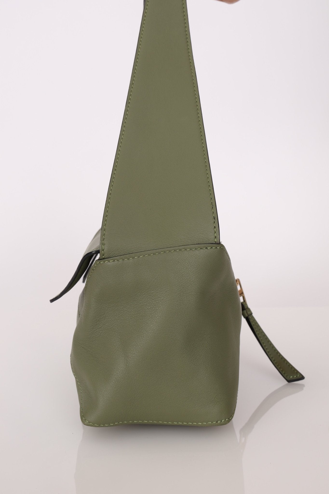 Loewe 2022 Avocado Puzzle Hobo - FashioNica